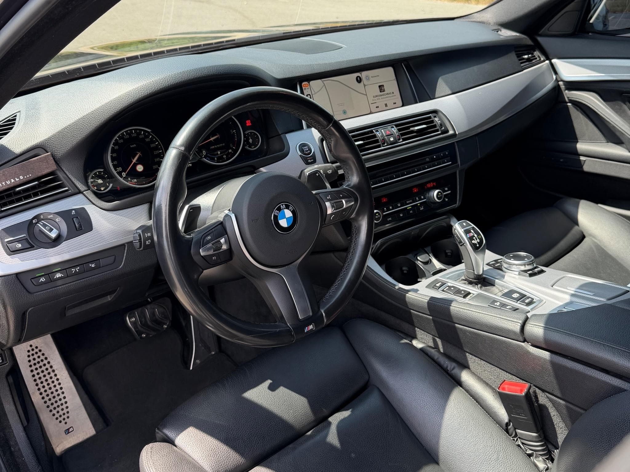 BMW 550 Sport M (2015) - Foto 3