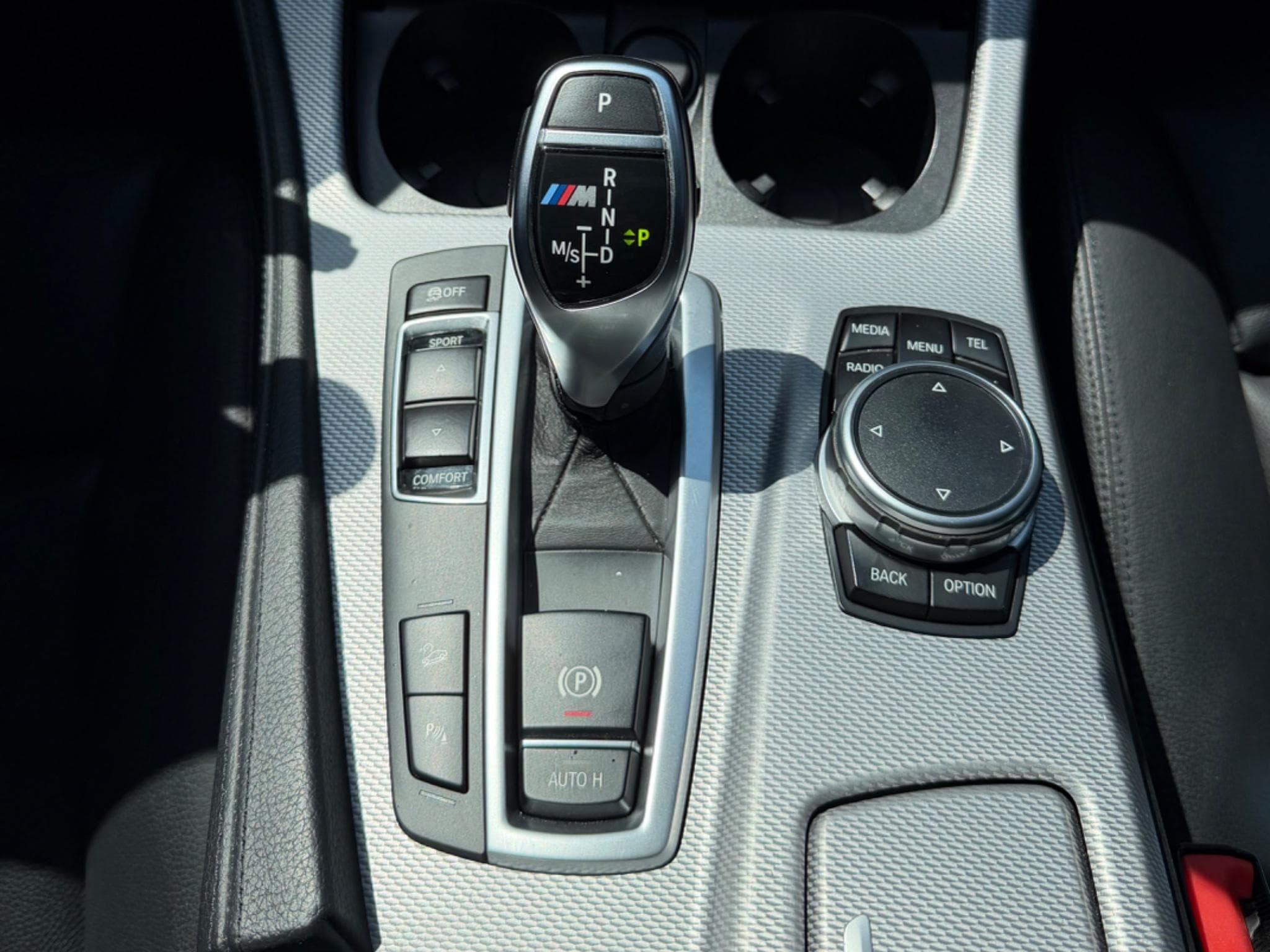BMW 550 Sport M (2015) - Foto 7