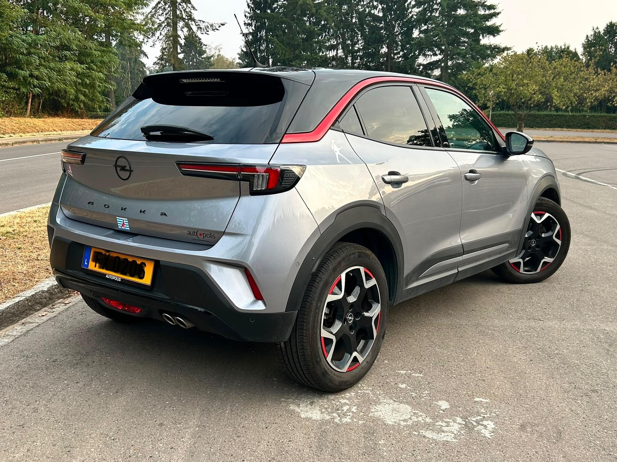 Opel Mokka GS Red Stripe (2022) - Photo 2