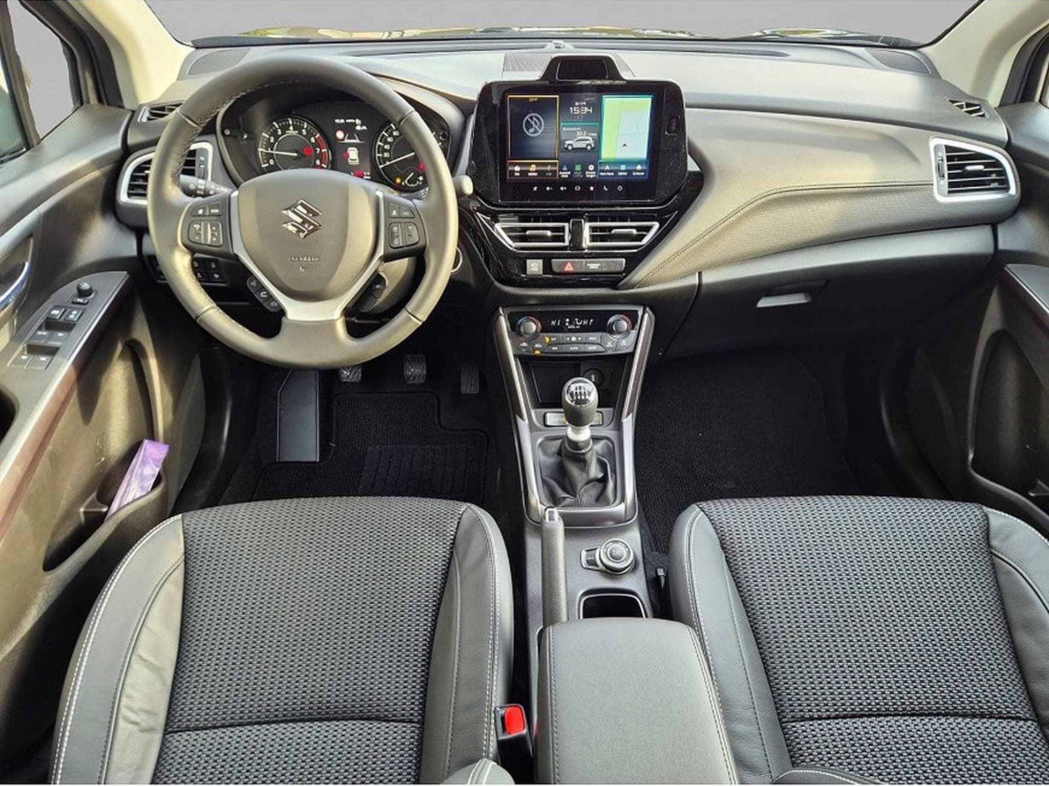 Suzuki S-Cross (2026) - Photo 10