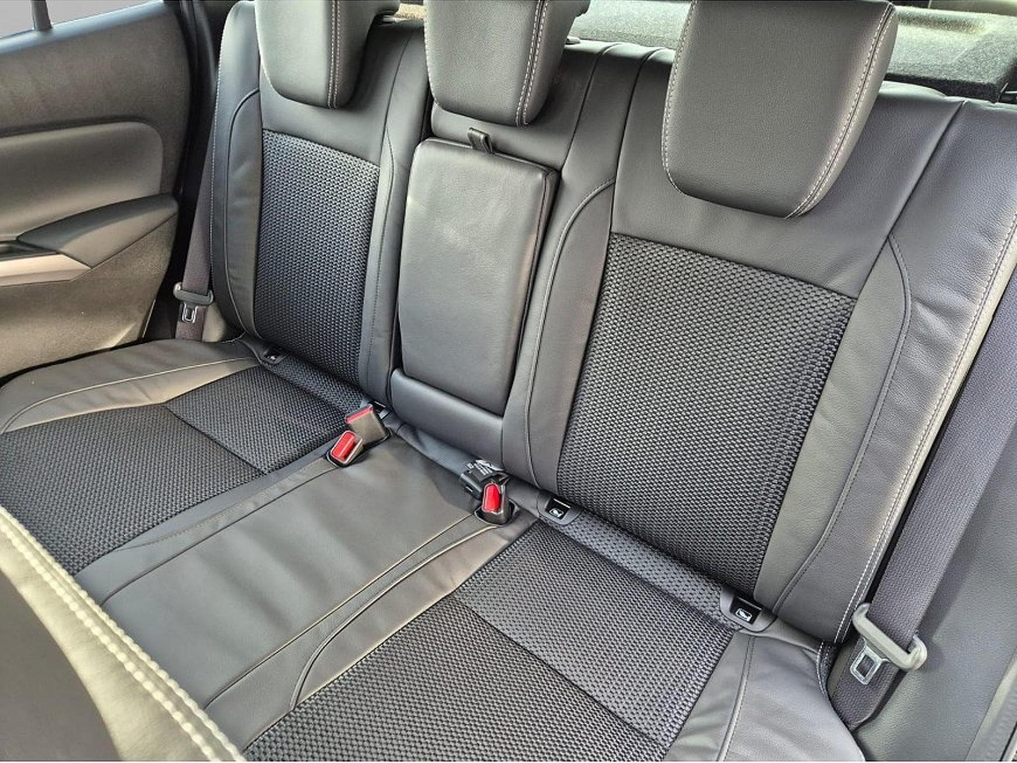 Suzuki S-Cross (2026) - Photo 12