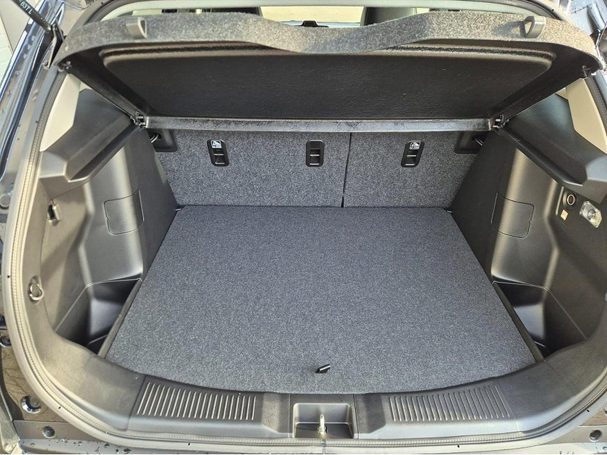 Suzuki S-Cross (2026) - Photo 9