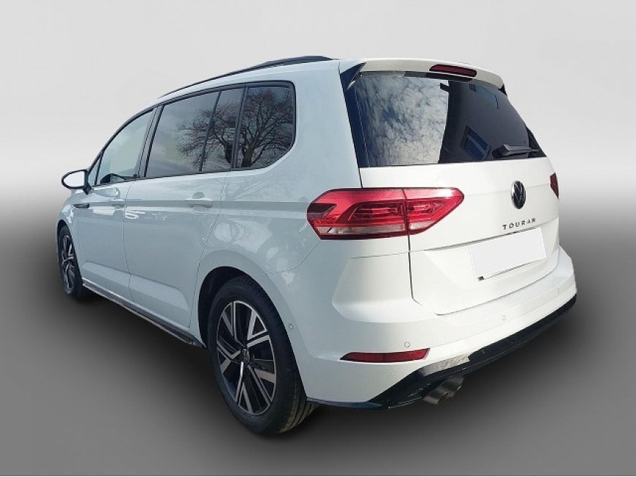 VW Touran (2024) - Foto 2