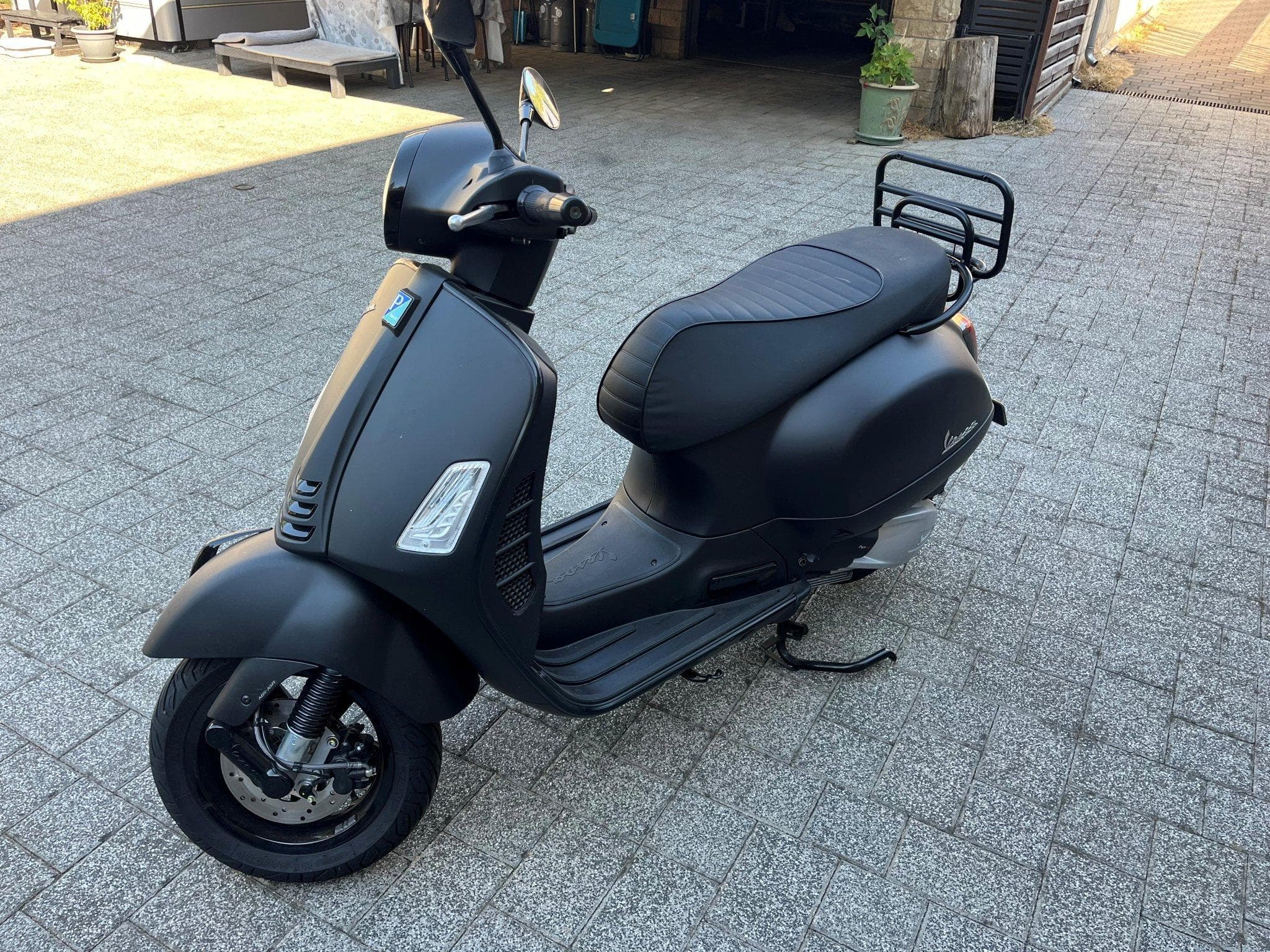 Vespa GTS GTS 300 Super Notte (2020) - Foto 2