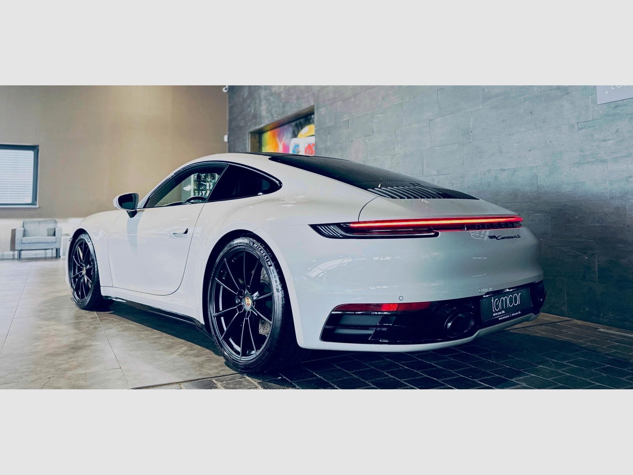 Porsche 992 992 CARRERA 4S COUPE PDK (2025) - Photo 4