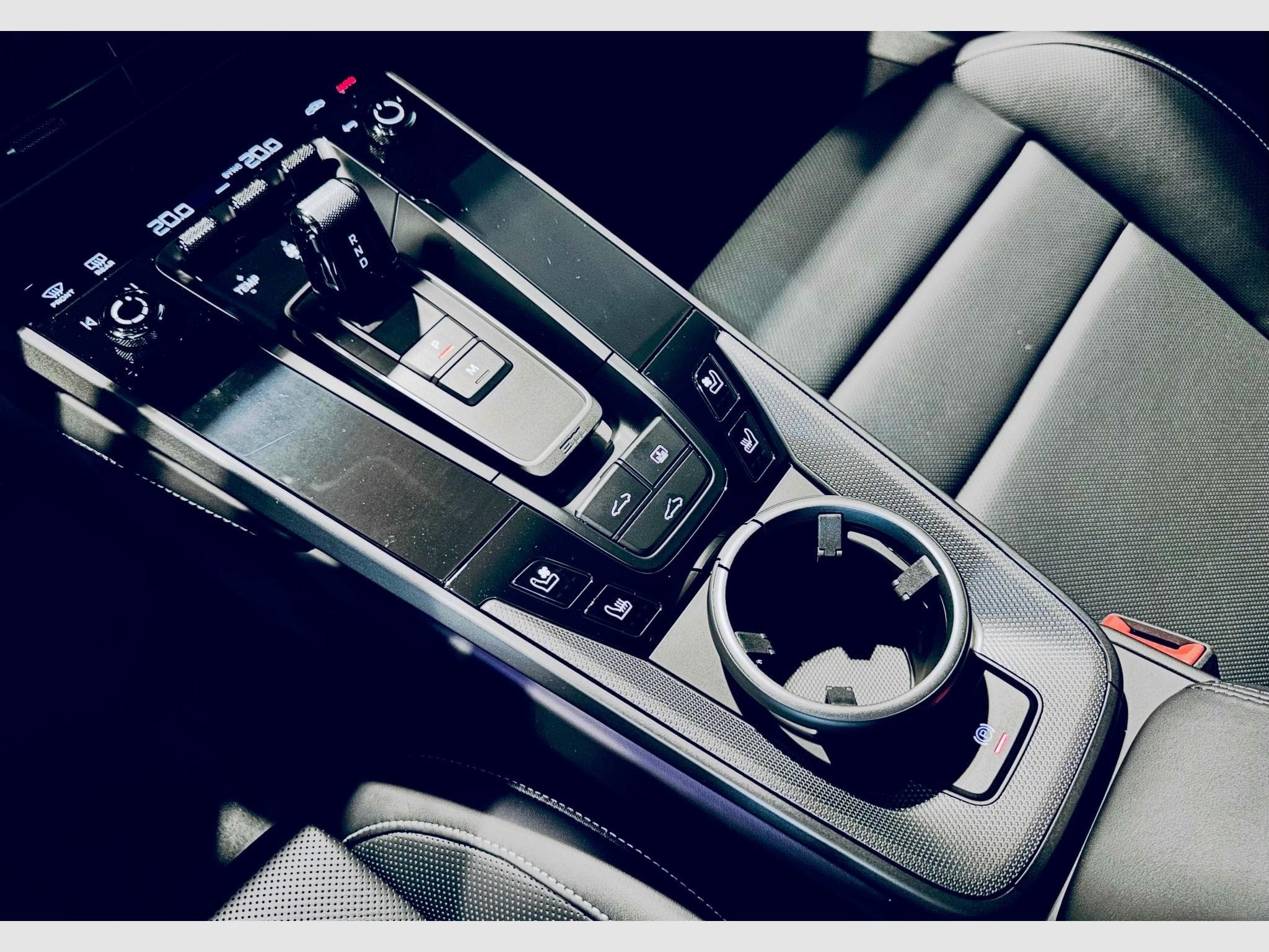 Porsche 992 992 CARRERA 4S COUPE PDK (2025) - Photo 9