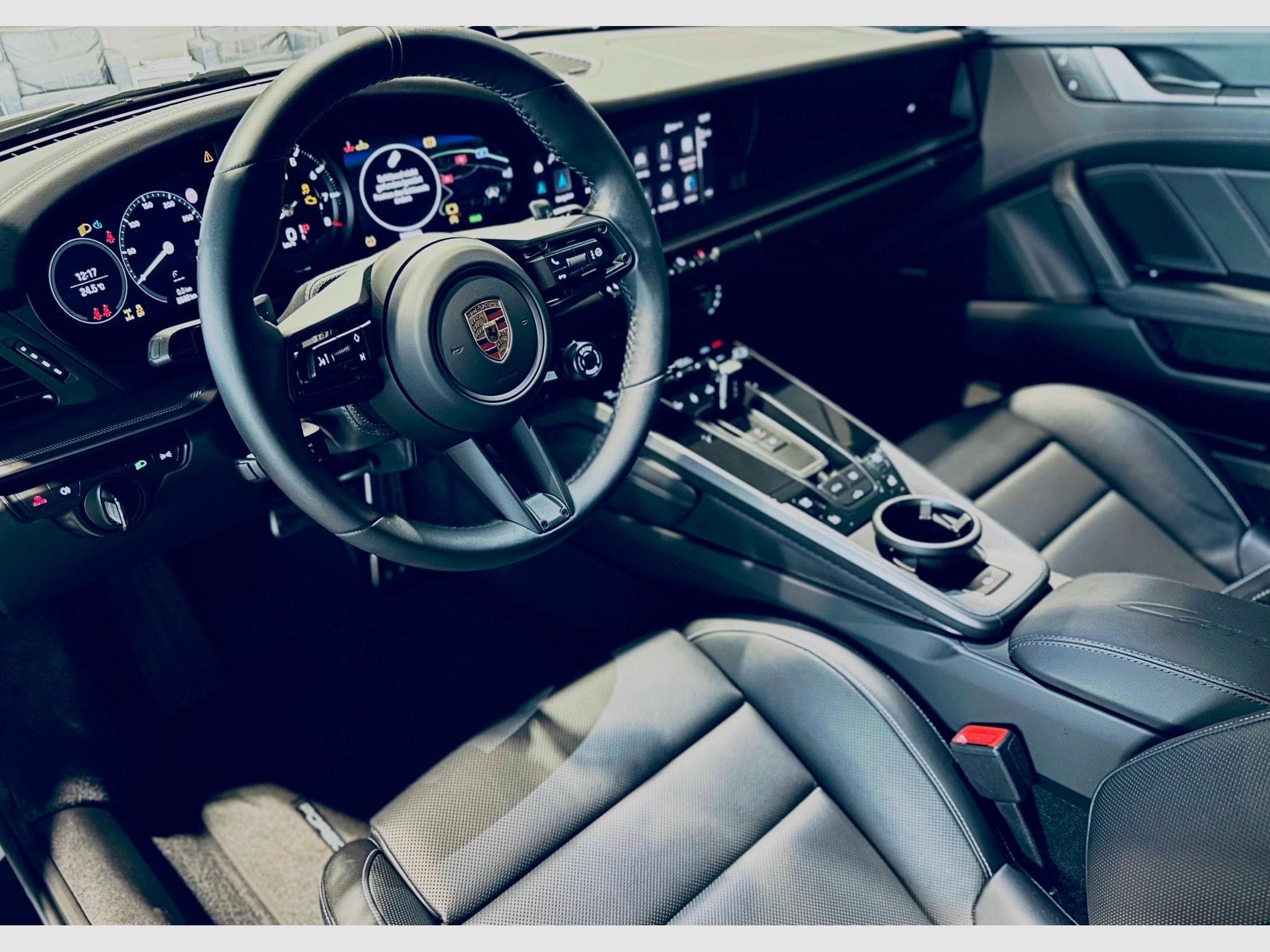 Porsche 992 992 CARRERA 4S COUPE PDK (2025) - Photo 8