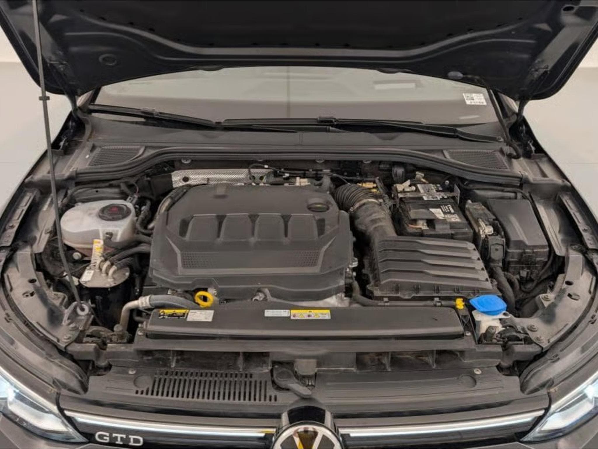 VW Golf VIII GTD (2022) - Photo 4