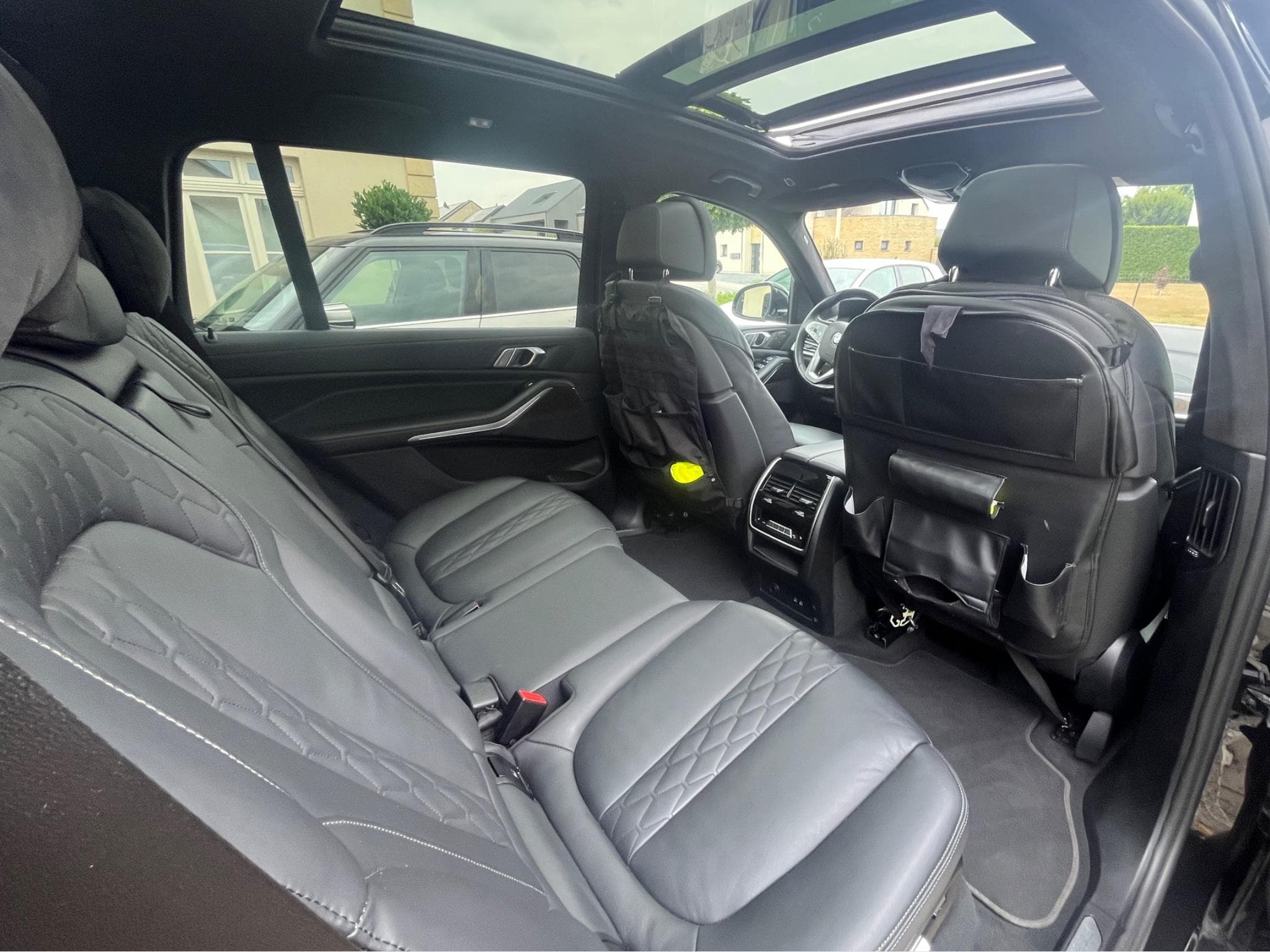 BMW X7 Pure Excellence (2022) - Photo 9
