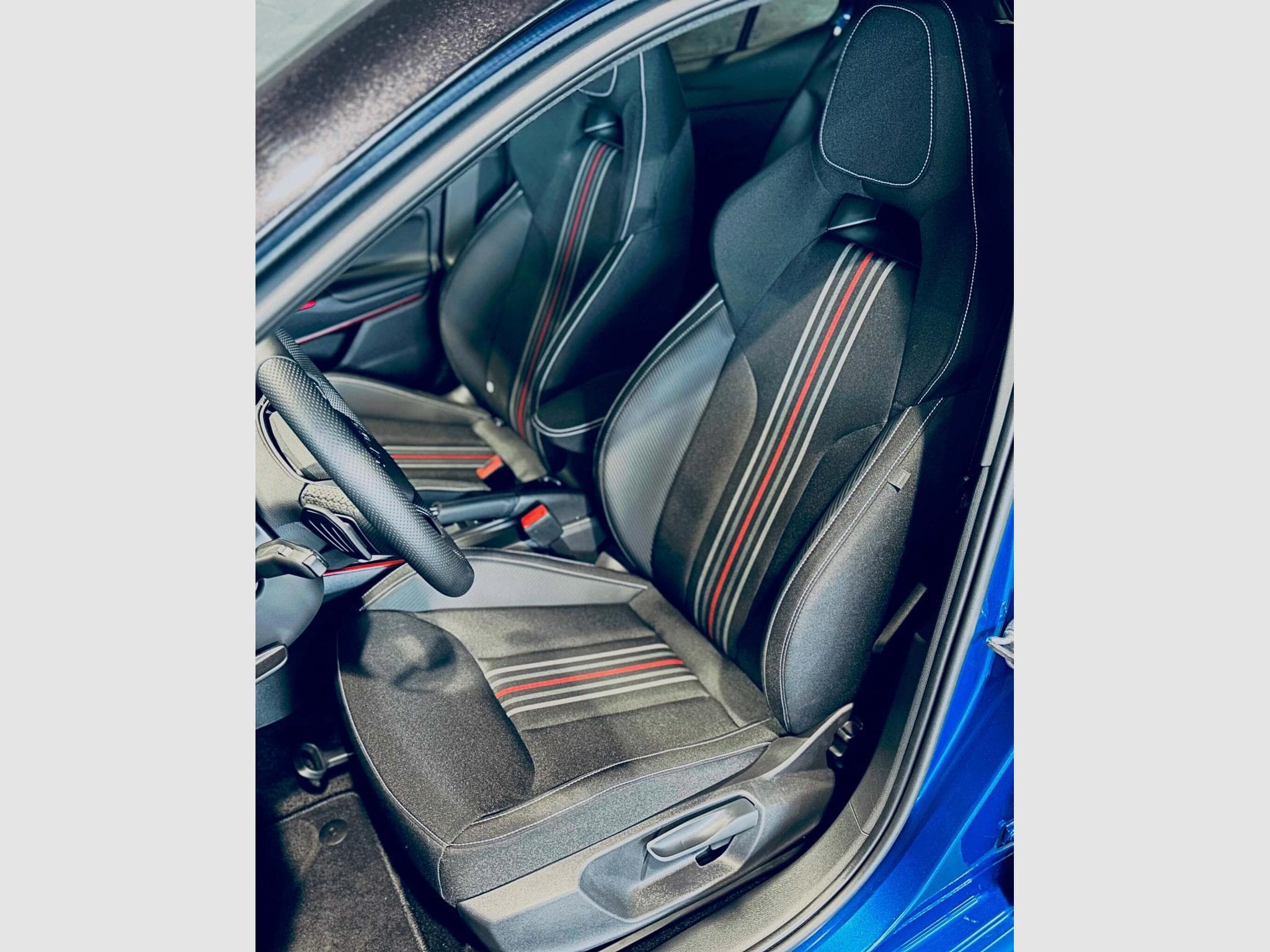 Skoda Fabia FABIA MONTE CARLO TSI DSG (2026) - Photo 9
