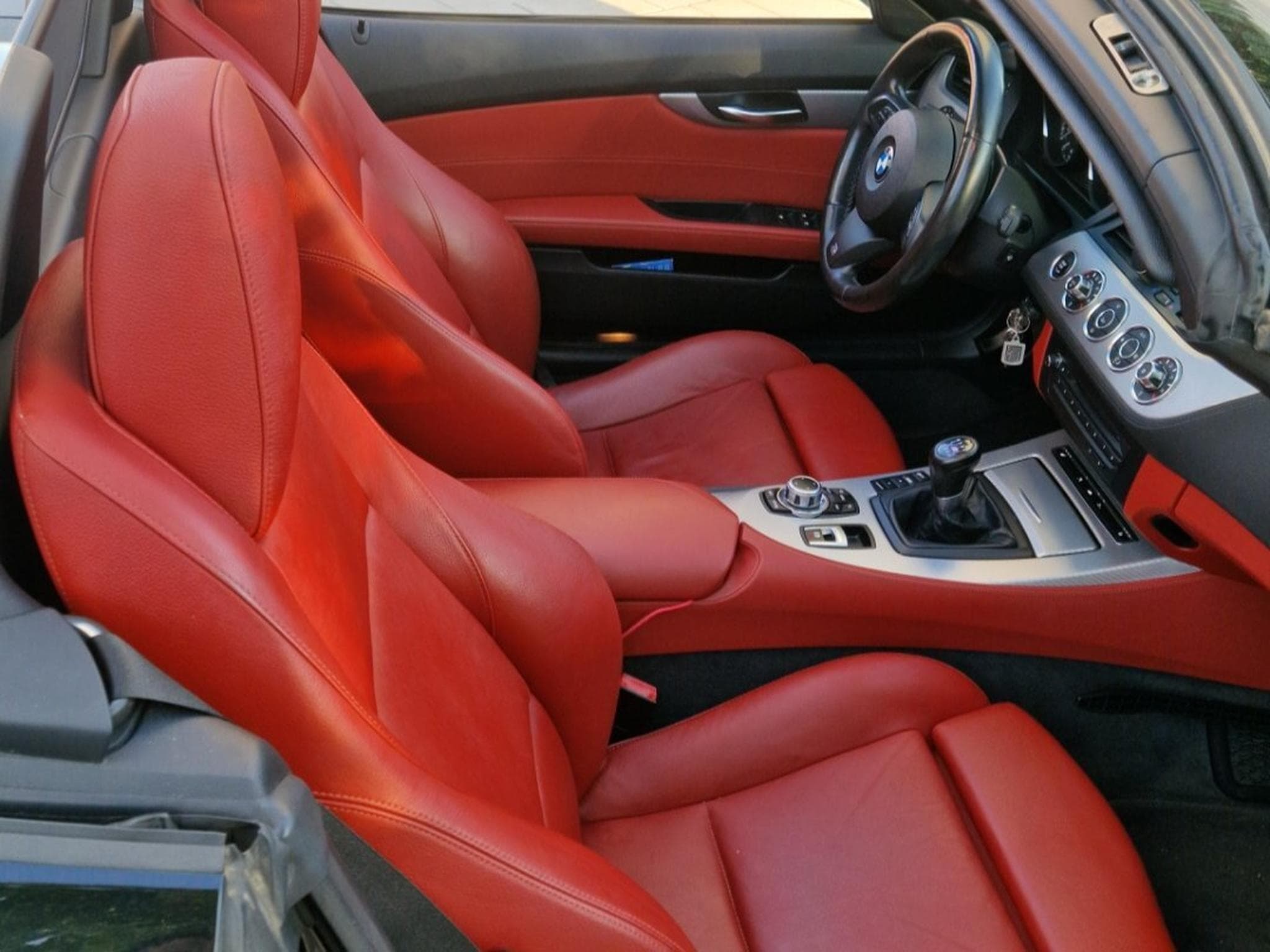 BMW Z4 M sport (2011) - Photo 2