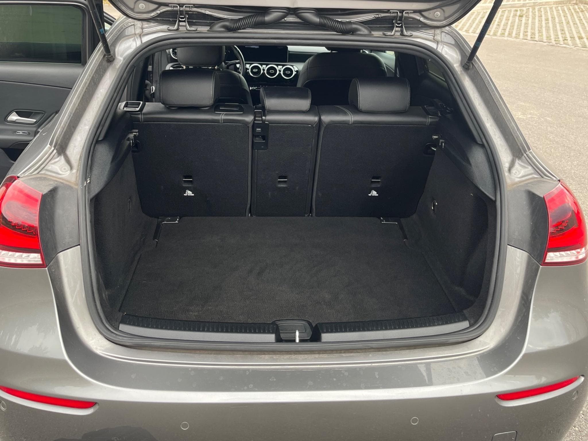 Mercedes A 180 Progressive line (2020) - Photo 9