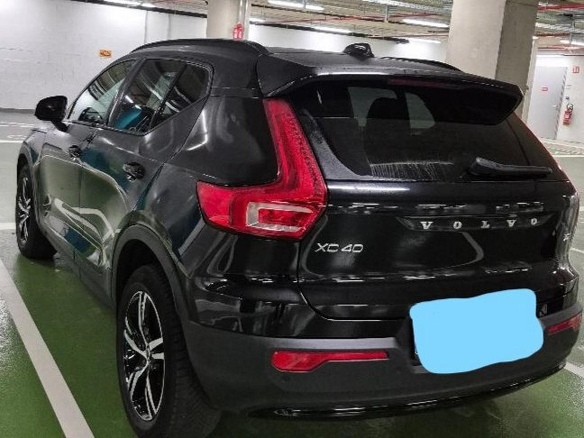 Volvo XC40 T2 automatic Essence Plus Dark (2022) - Photo 4