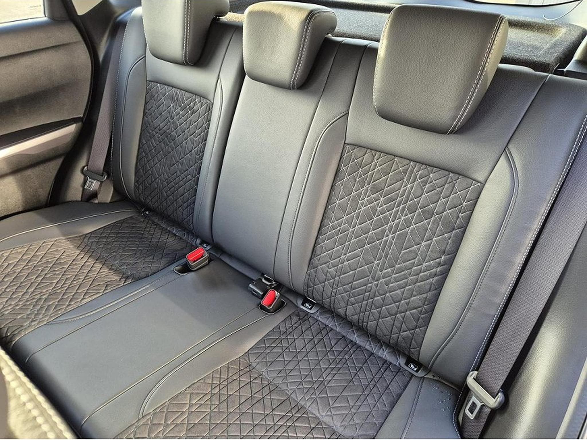 Suzuki Vitara (2026) - Photo 12