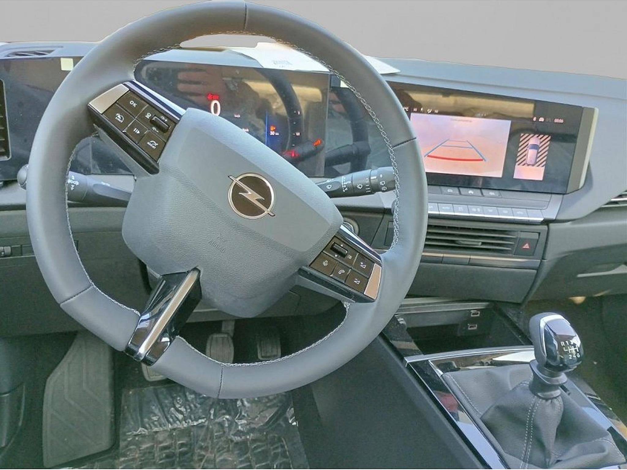 Opel Astra (2022) - Photo 5