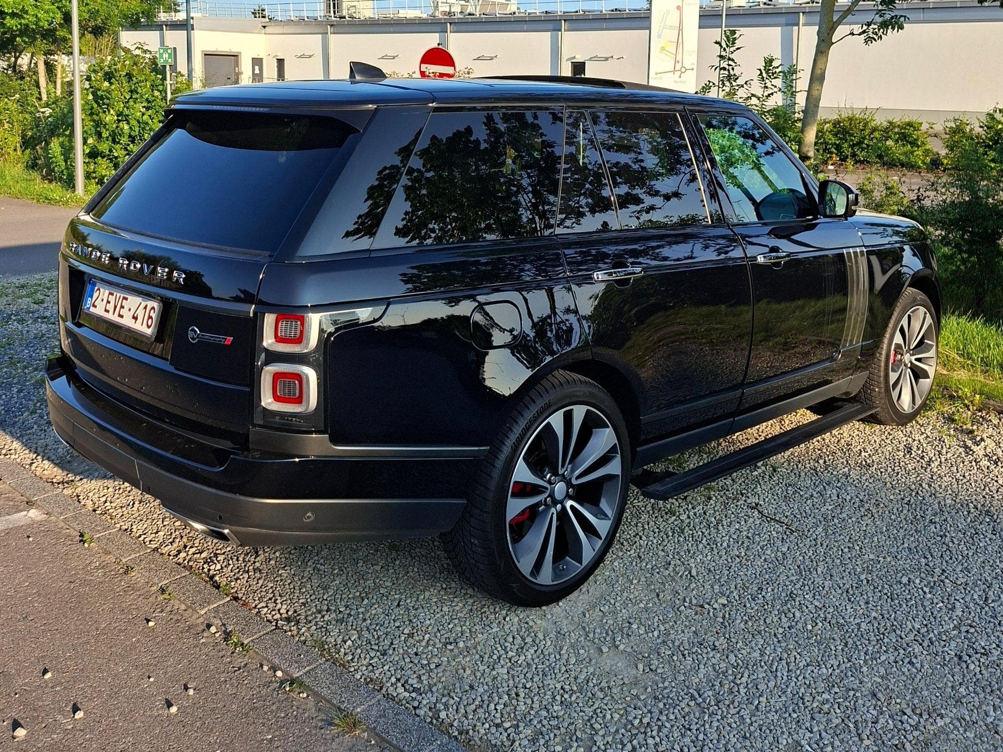 Land-Rover Range Rover SVO (2018) - Photo 5