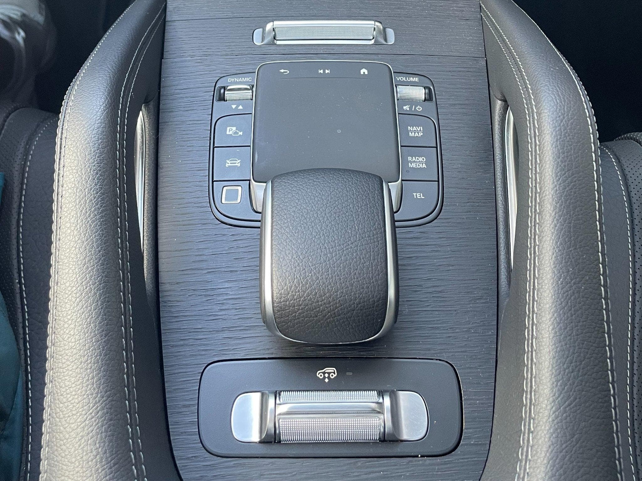 Mercedes GLE 300 4Matic 4WD Premium Full Options (2026) - Photo 15