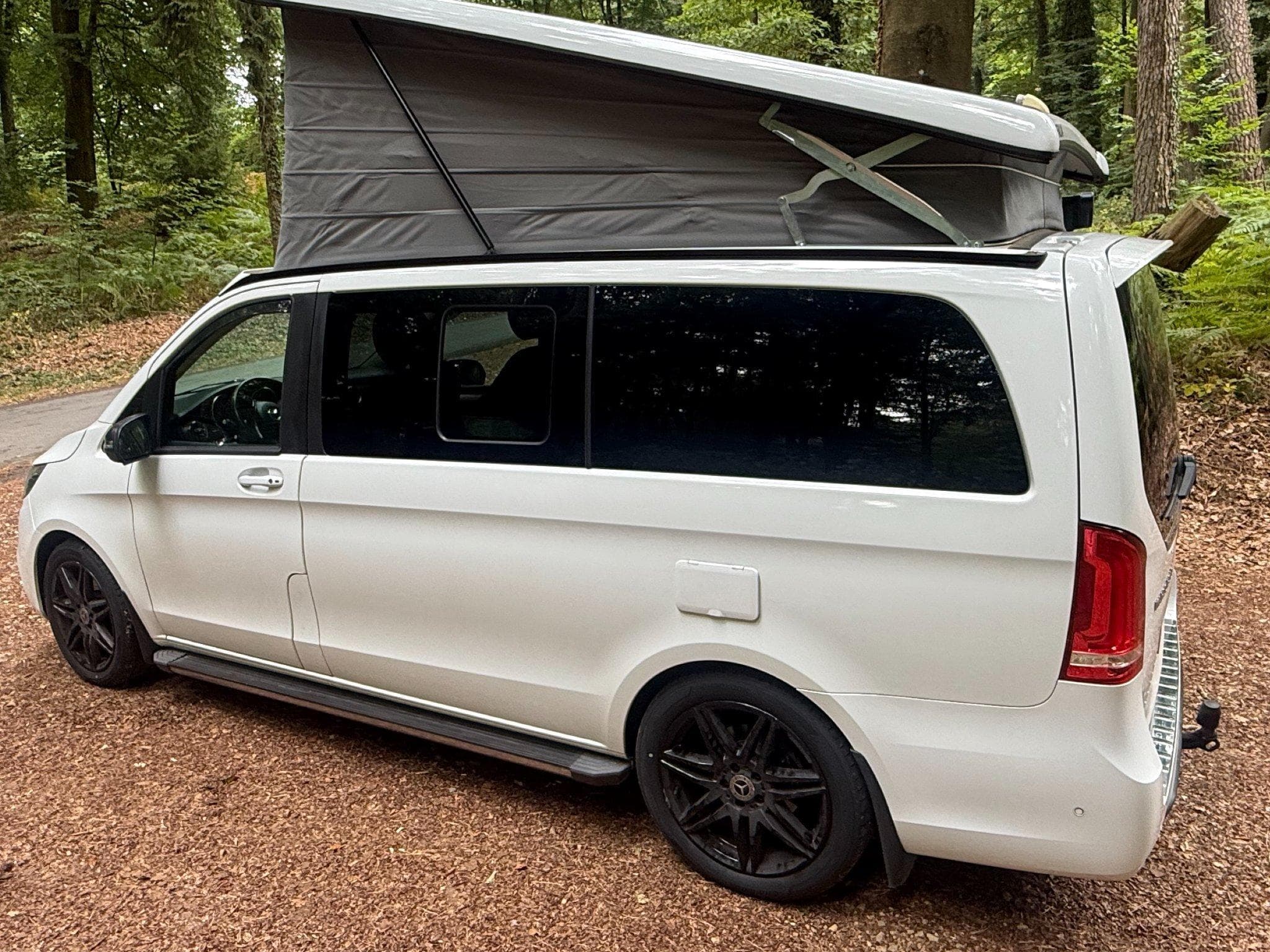 Mercedes Classe V V300d 4Matic Marco Polo AMG Line (2019) - Photo 5