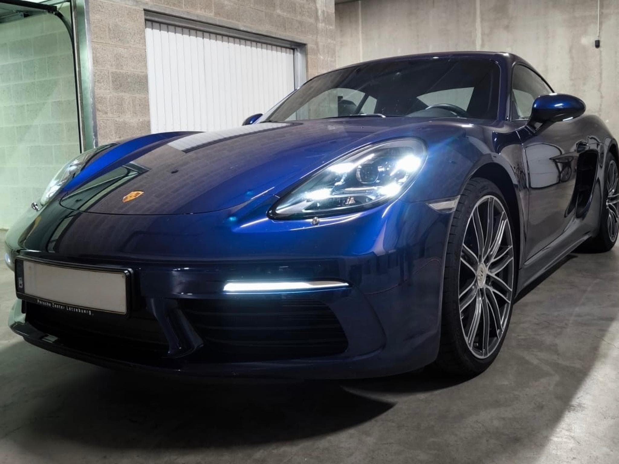 Porsche 718 Cayman 2.0 (2024) - Foto 1