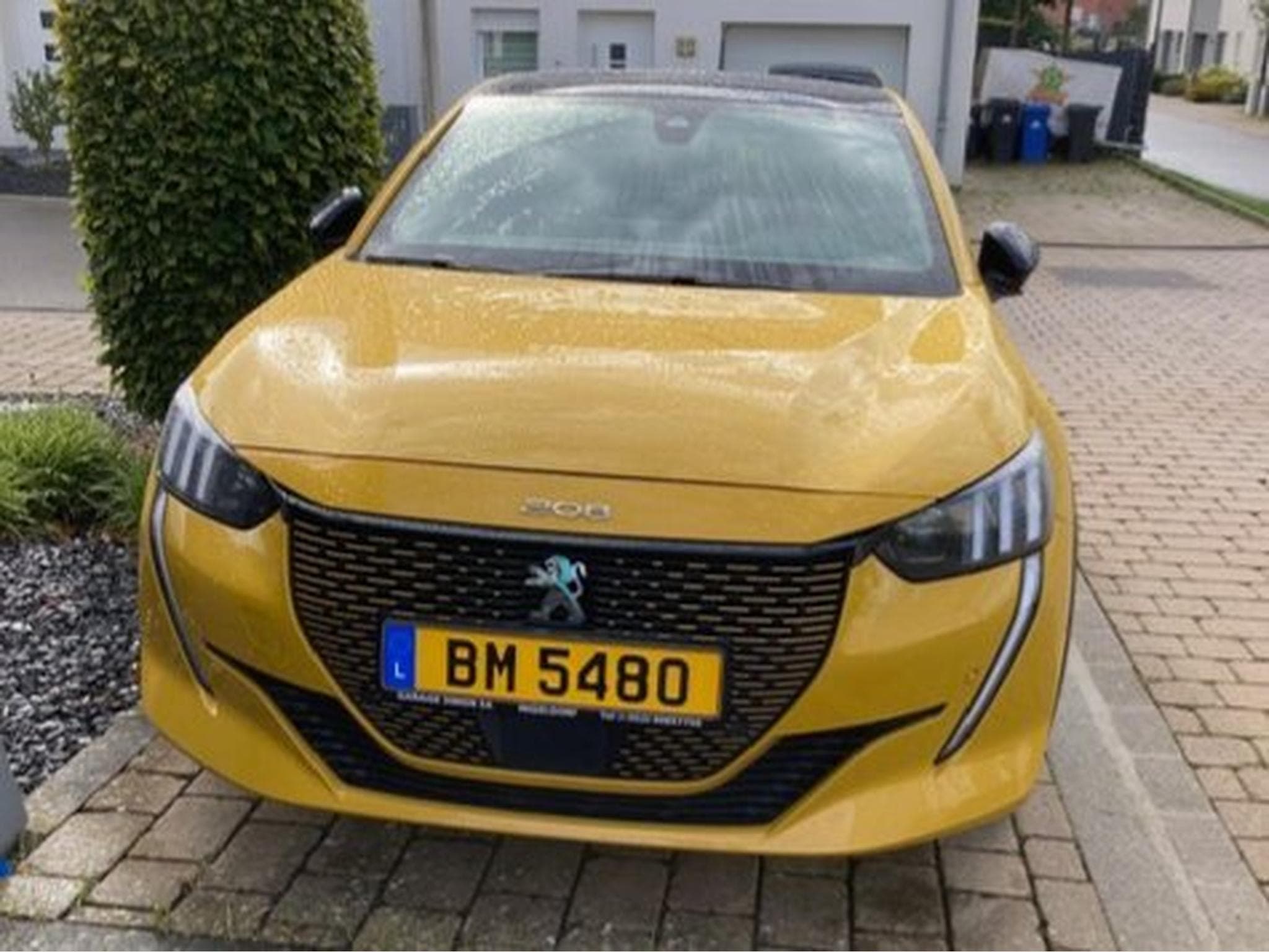 Peugeot 208 GT (2020) - Photo 2