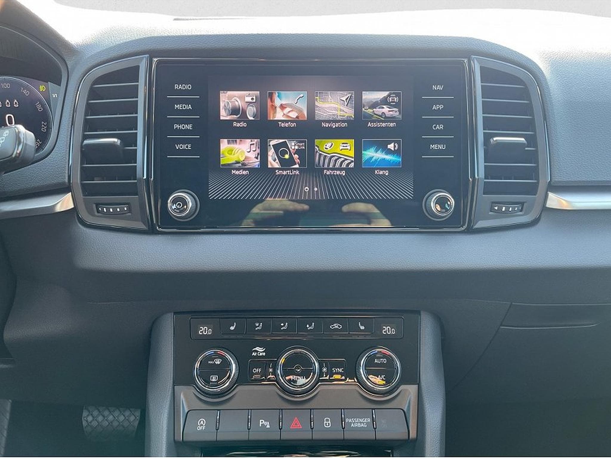 Skoda Karoq (2025) - Foto 10