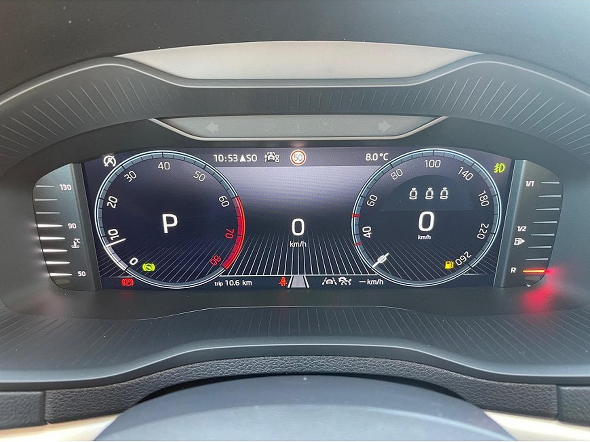 Skoda Karoq (2025) - Foto 11