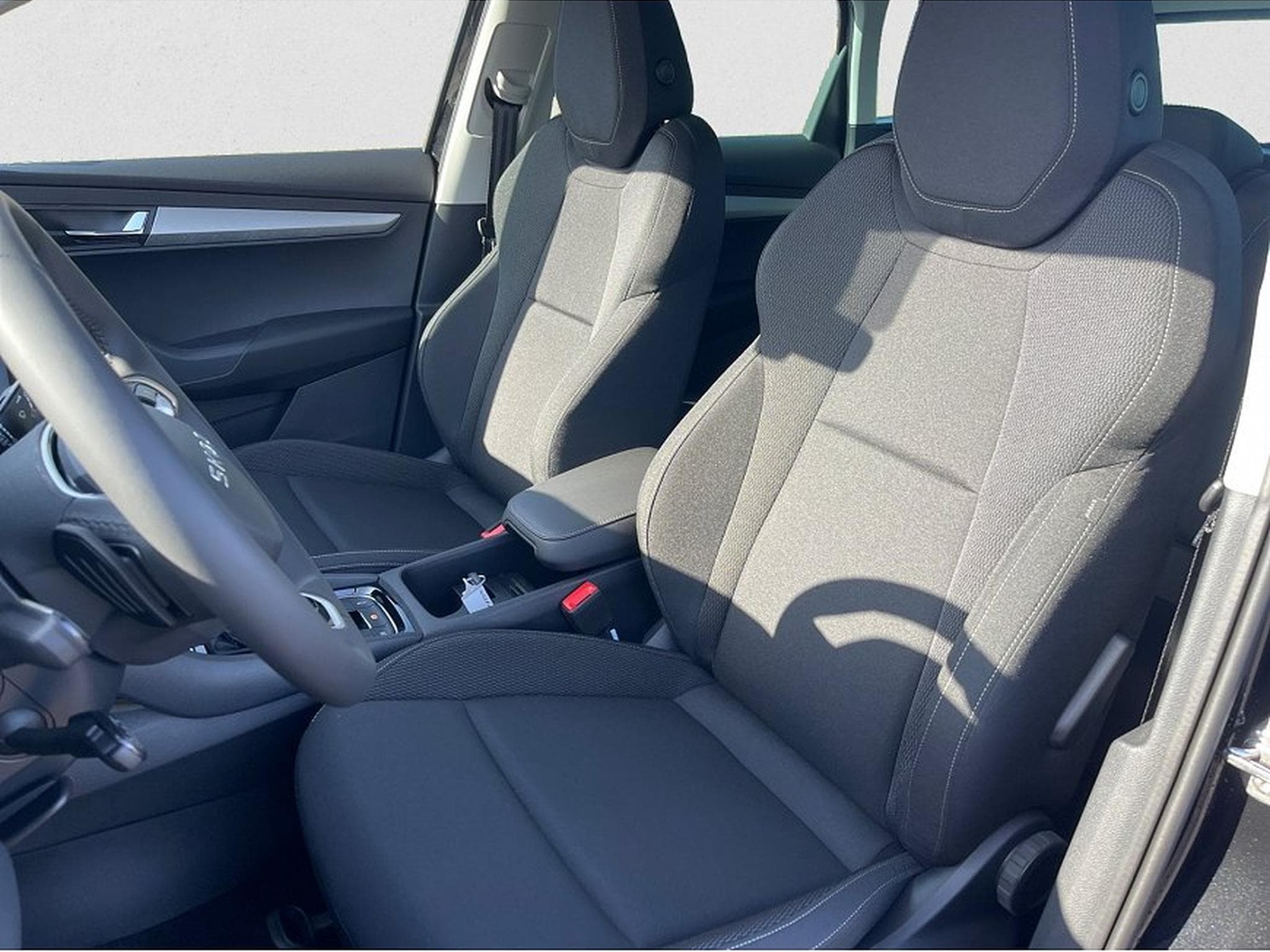 Skoda Karoq (2025) - Foto 7