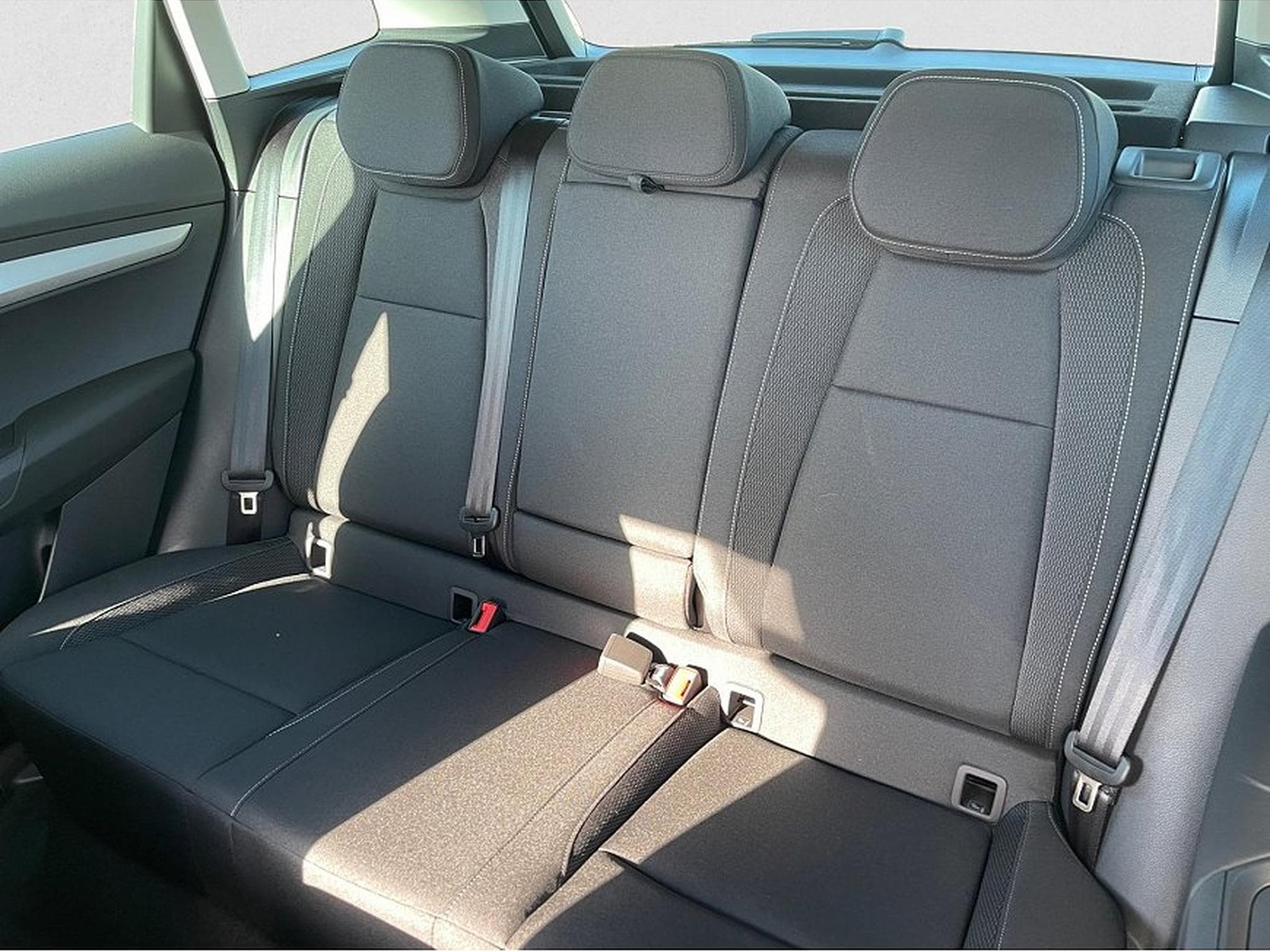 Skoda Karoq (2025) - Foto 8