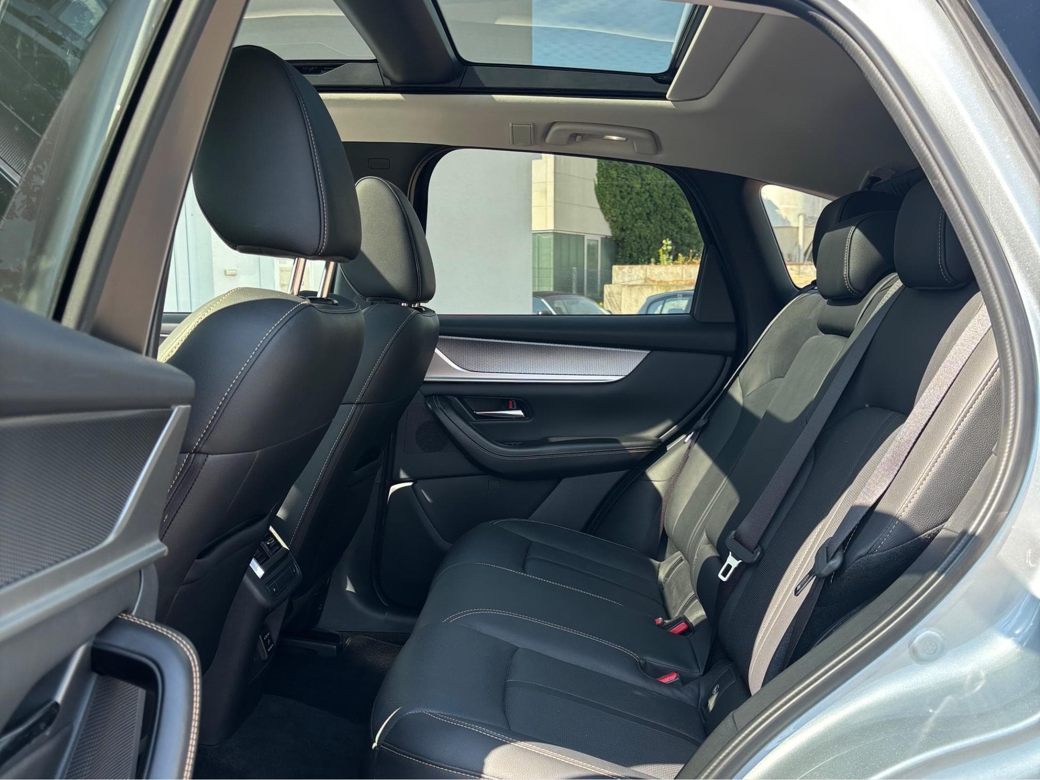 Mazda CX-60 Homura (2024) - Foto 15