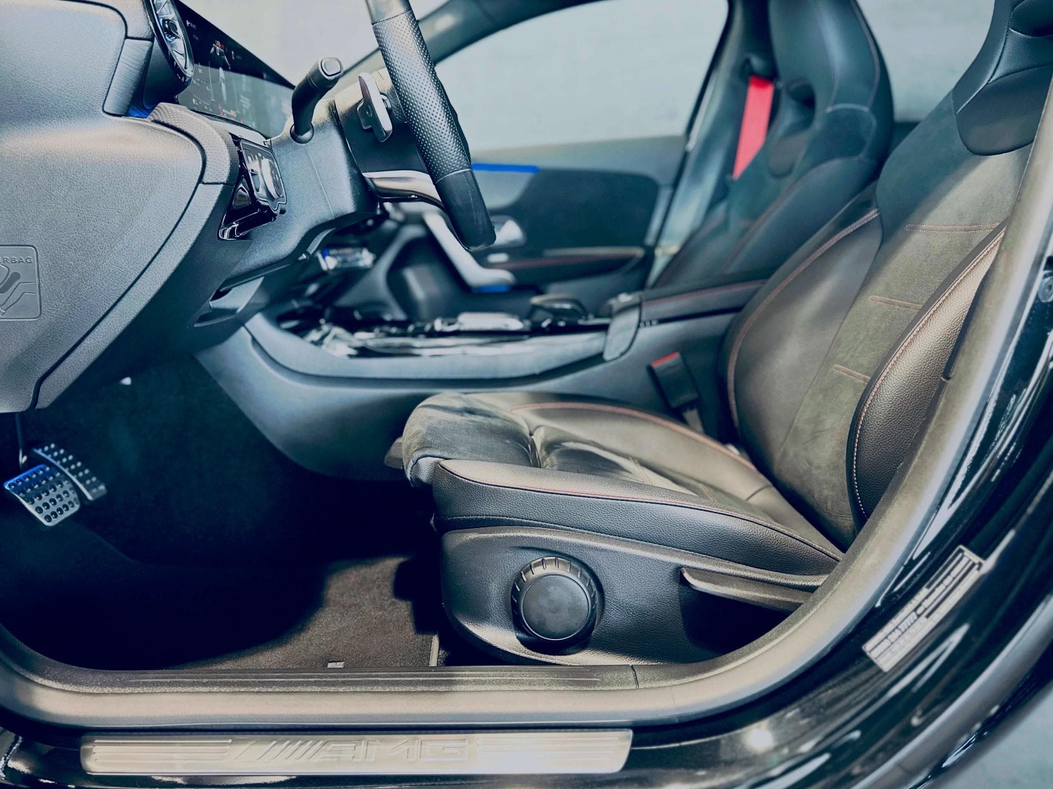 Mercedes A 35 AMG AMG A 35 TURBO 4MATIC SPEEDSHIFT 7G-DCT (2022) - Photo 7