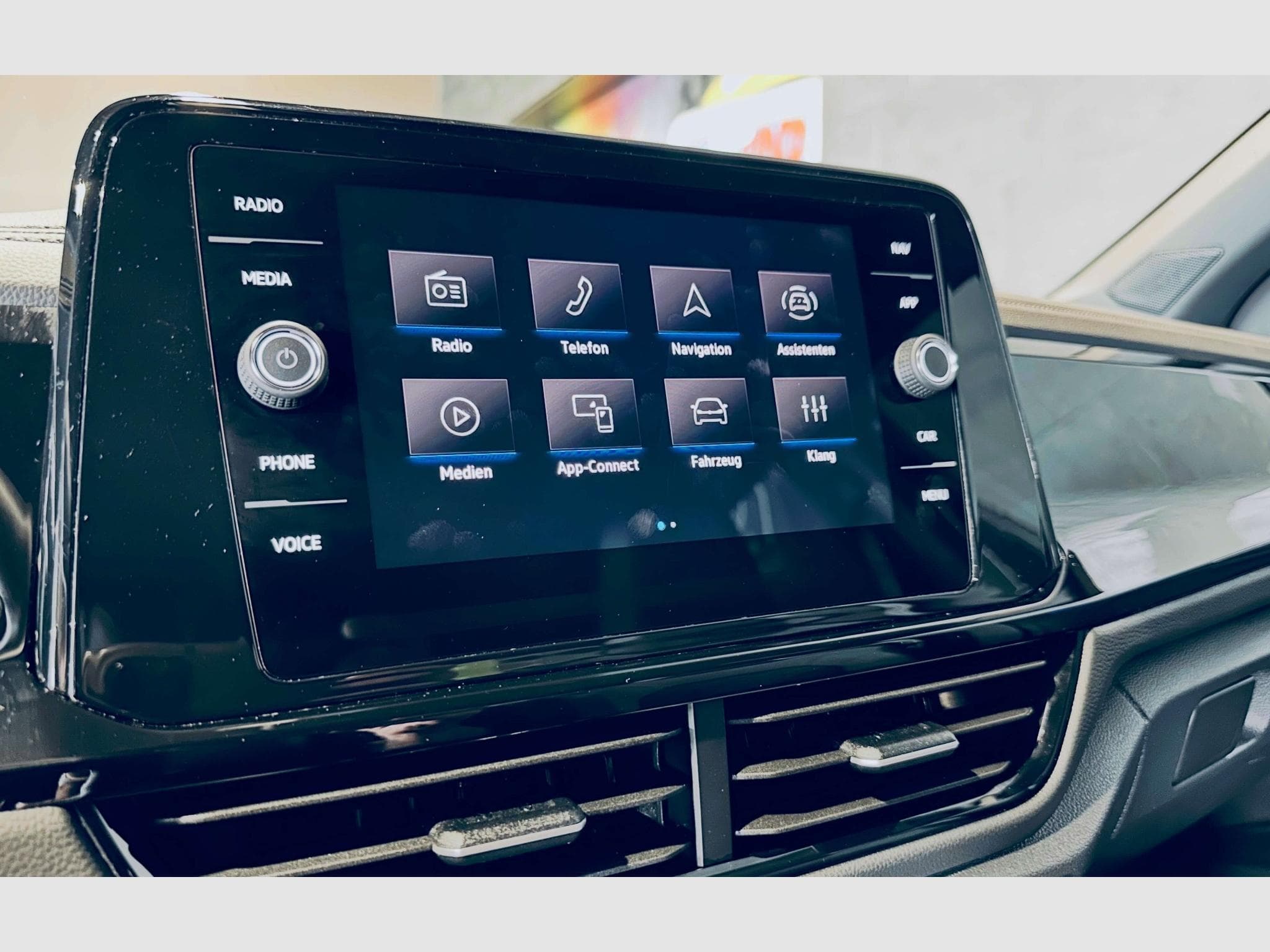 VW T-Roc T-ROC R TSI 4MOTION DSG (2025) - Foto 12