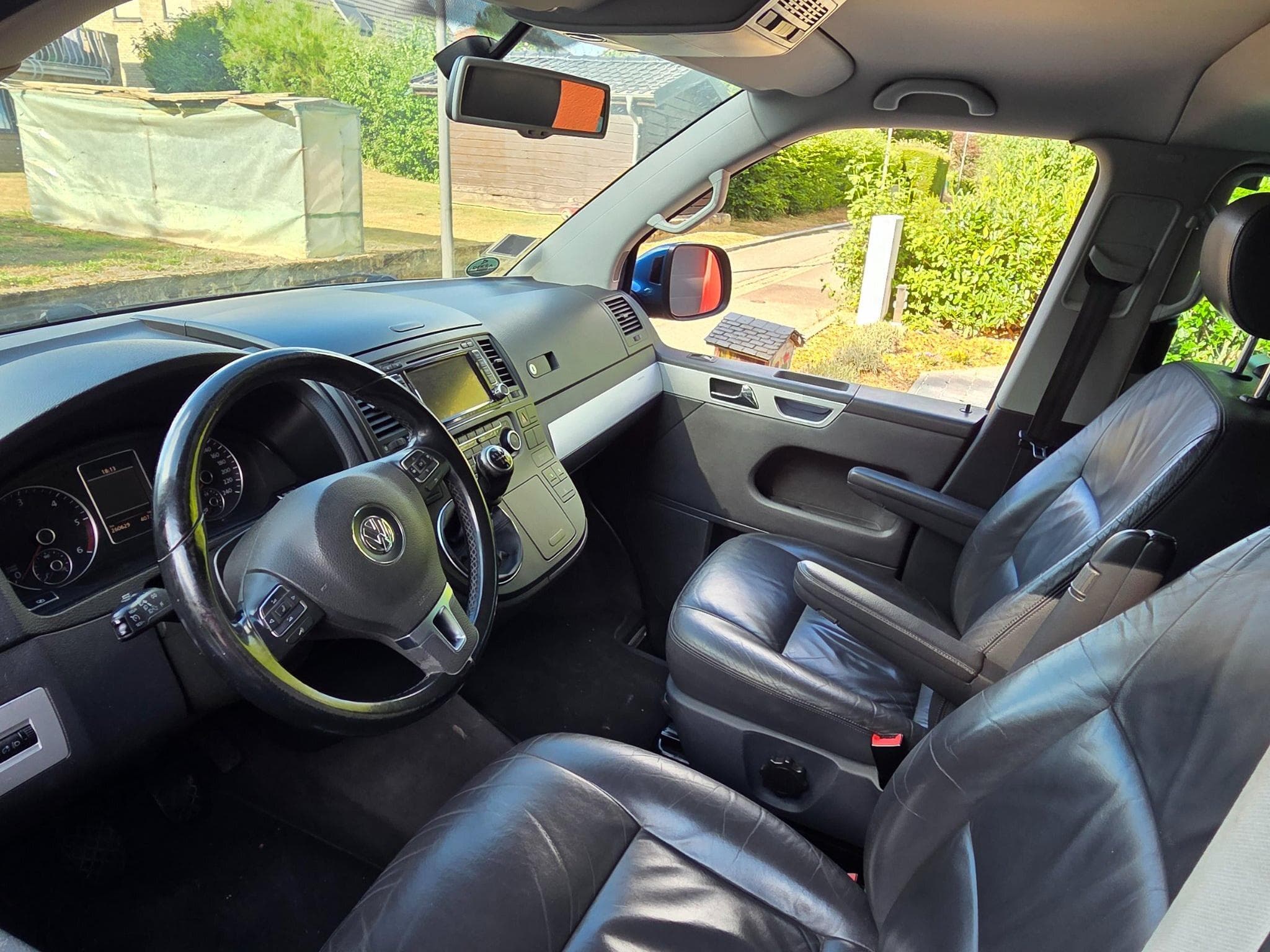 VW Multivan T5.2 - Highline (2010) - Foto 6