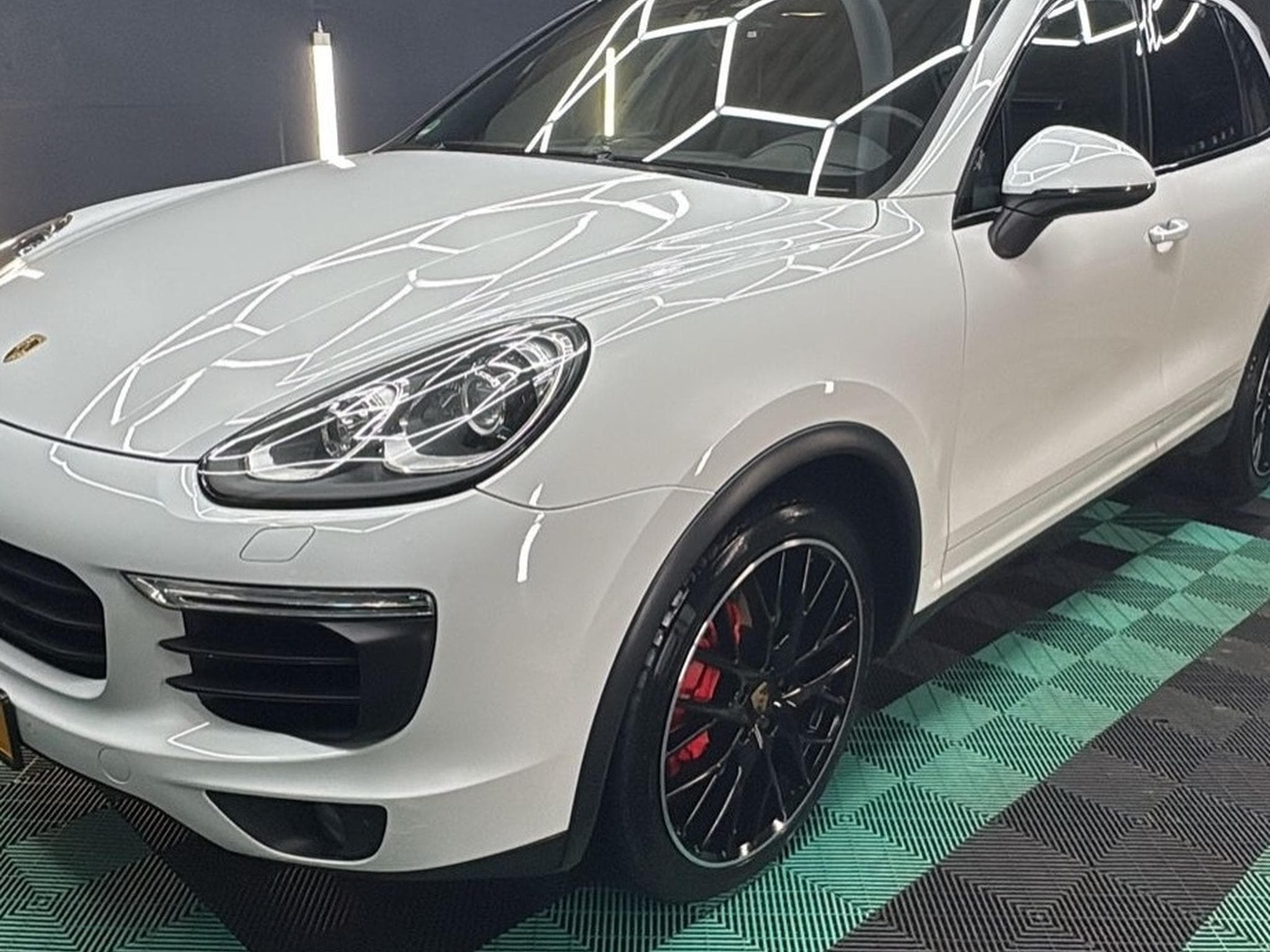 Porsche Cayenne Cayenne S 4.2 V8 (2017) - Photo 1