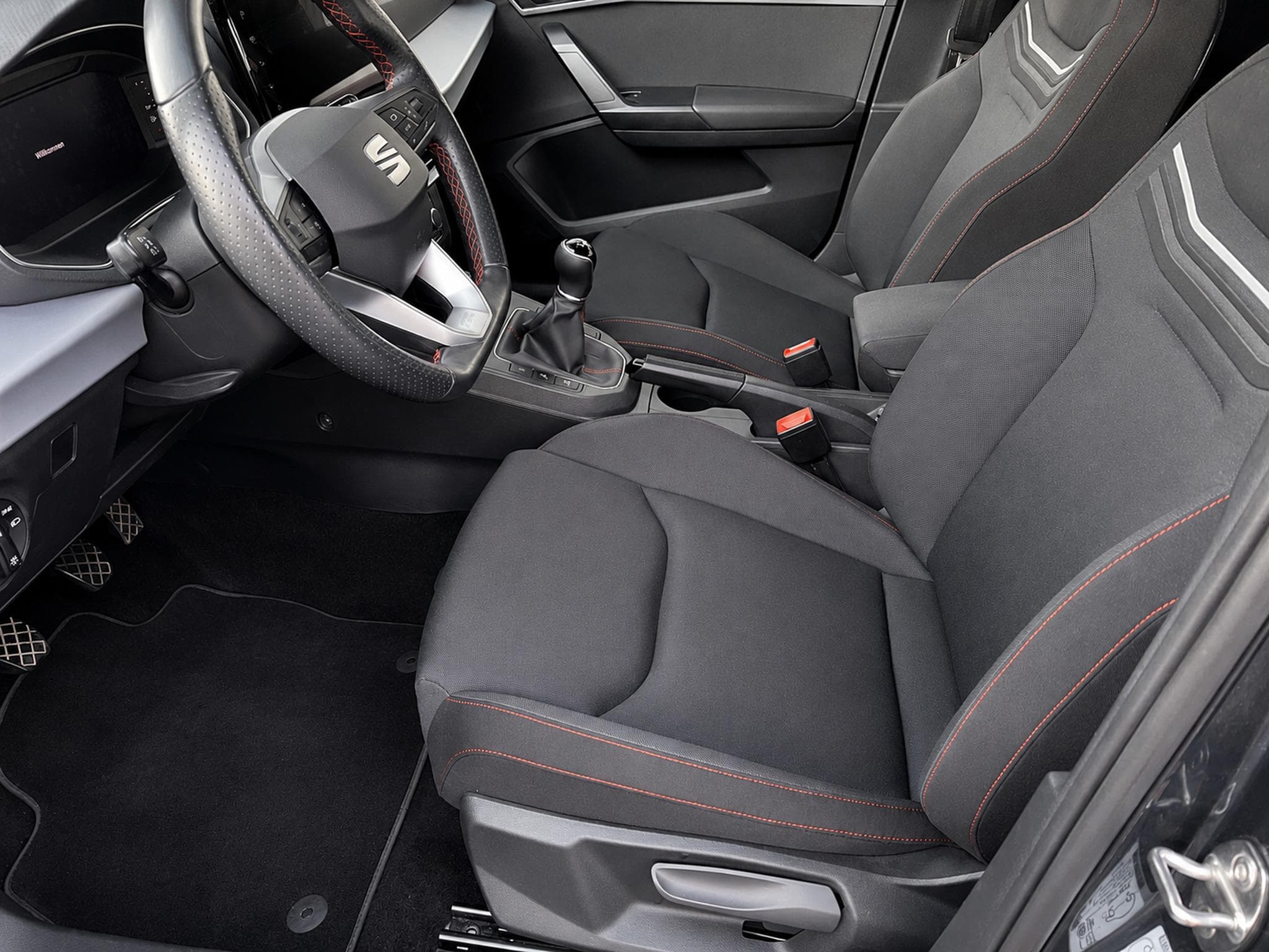 Seat Ibiza FR 1.0TSI 110 (2022) - Photo 4