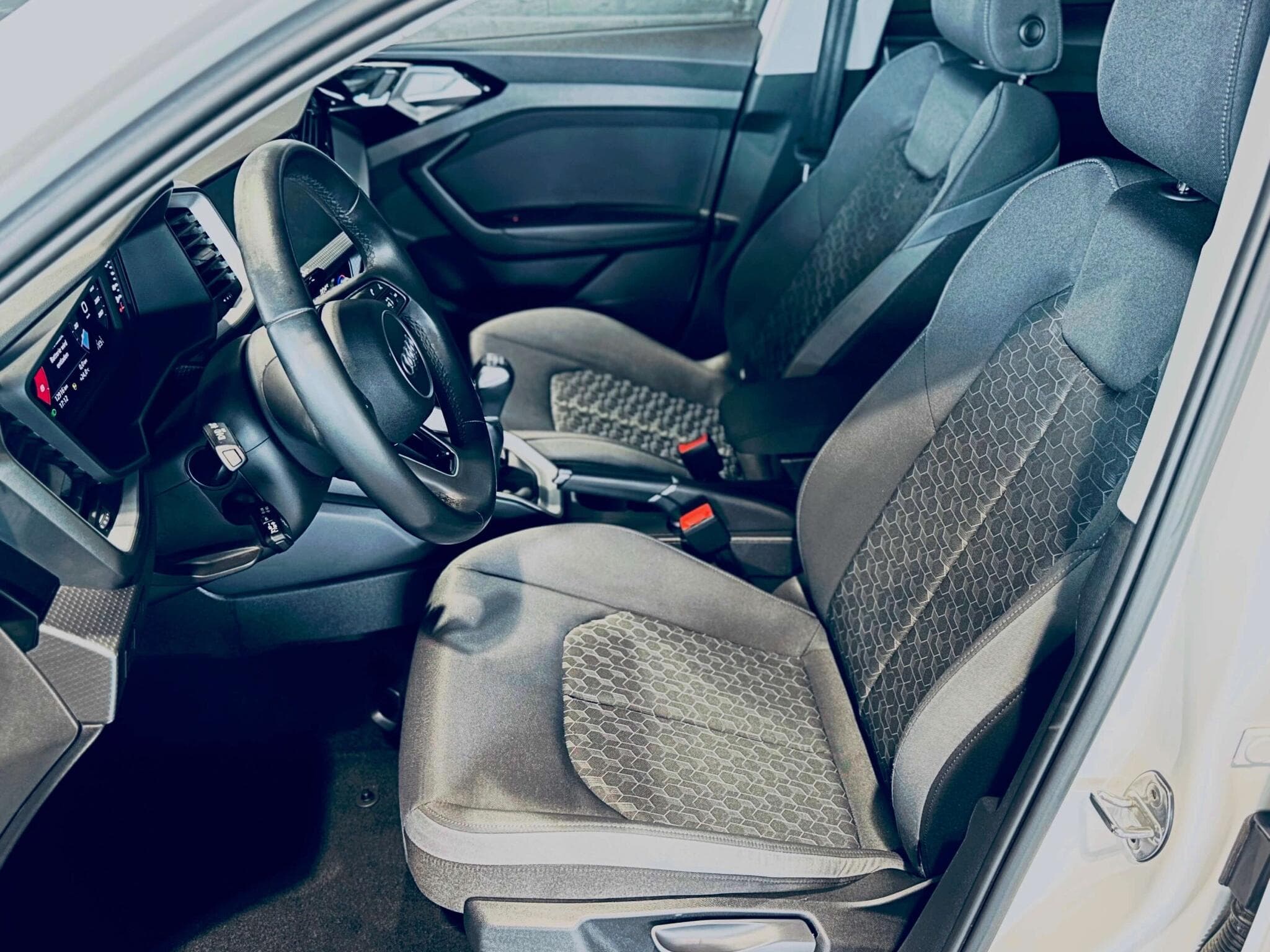 Audi A1 A1 SPORTBACK ADVANCED 30 TFSI (2023) - Foto 7