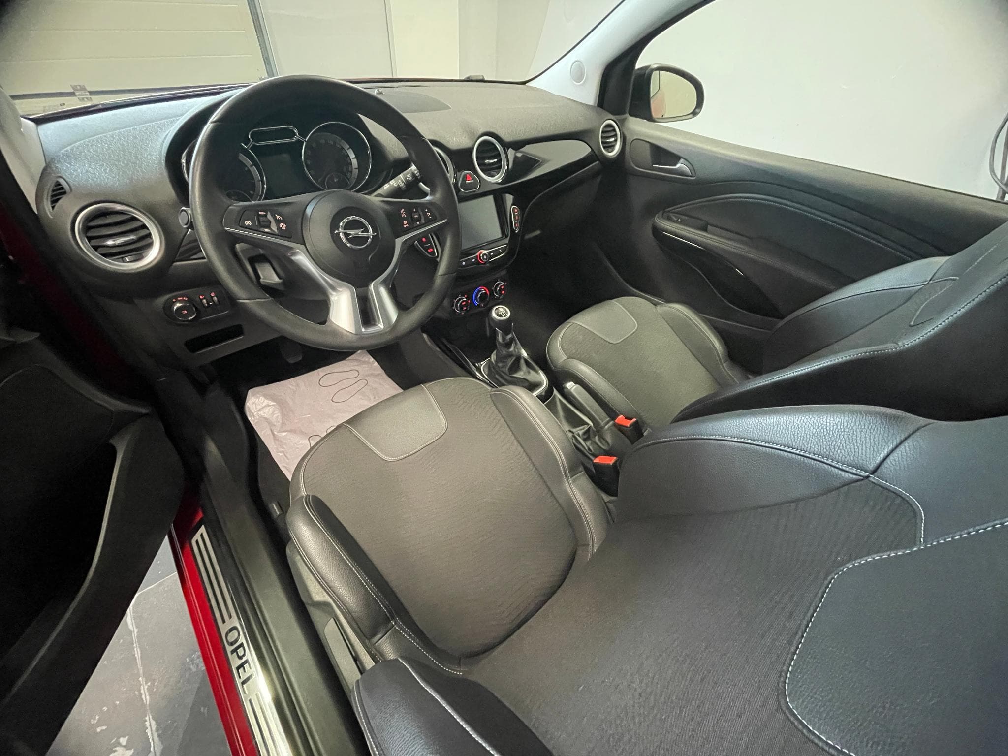 Opel Adam (2017) - Photo 3