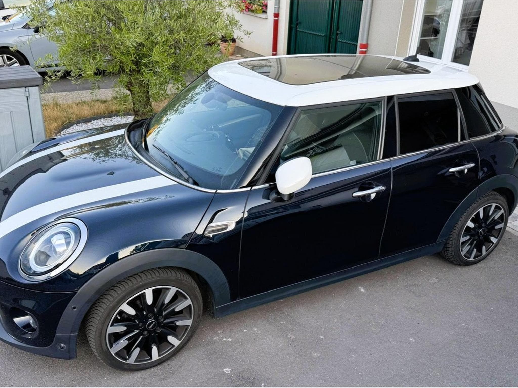 Mini Cooper 1.5 136 ch BVA7 - Toit pano (2020) - Photo 3