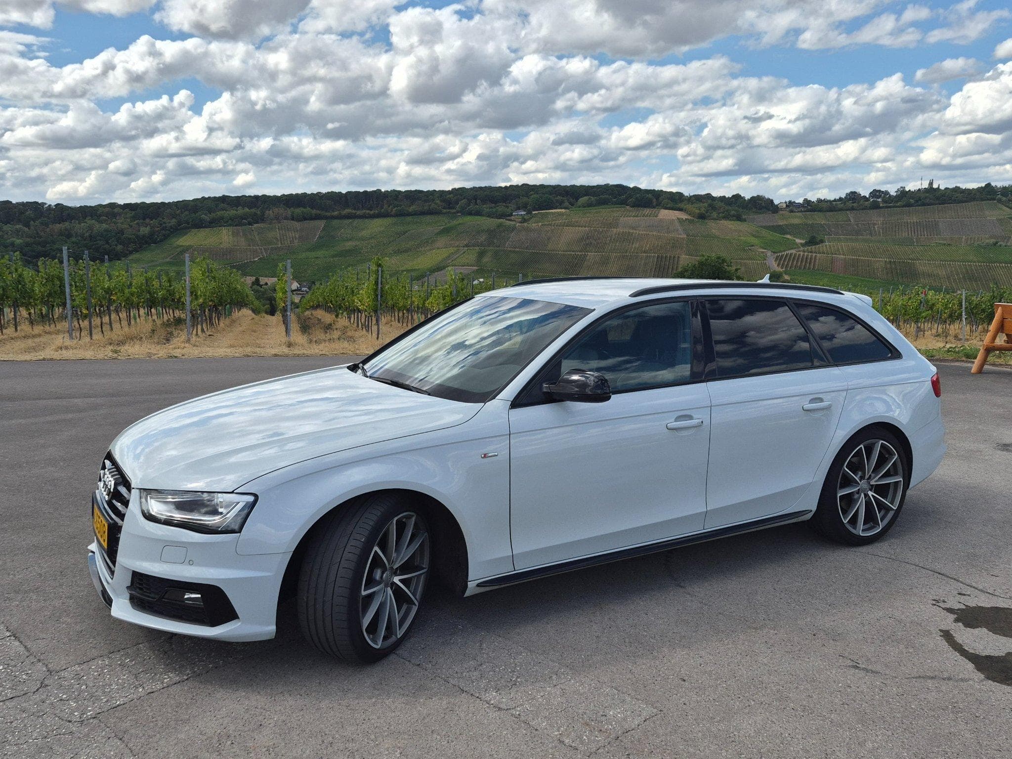 Audi A4 S-line quattro (2015) - Photo 2