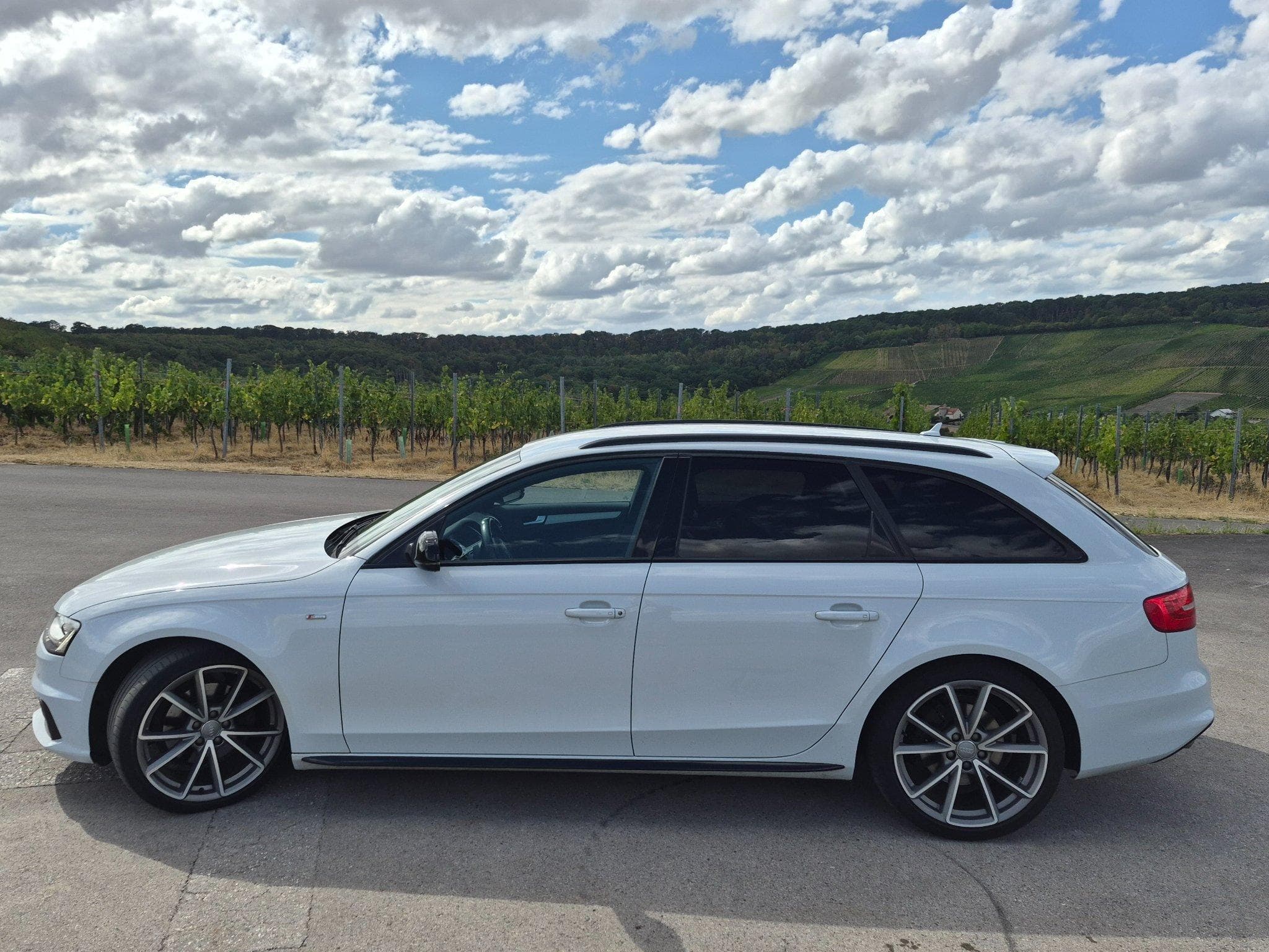 Audi A4 S-line quattro (2015) - Photo 3