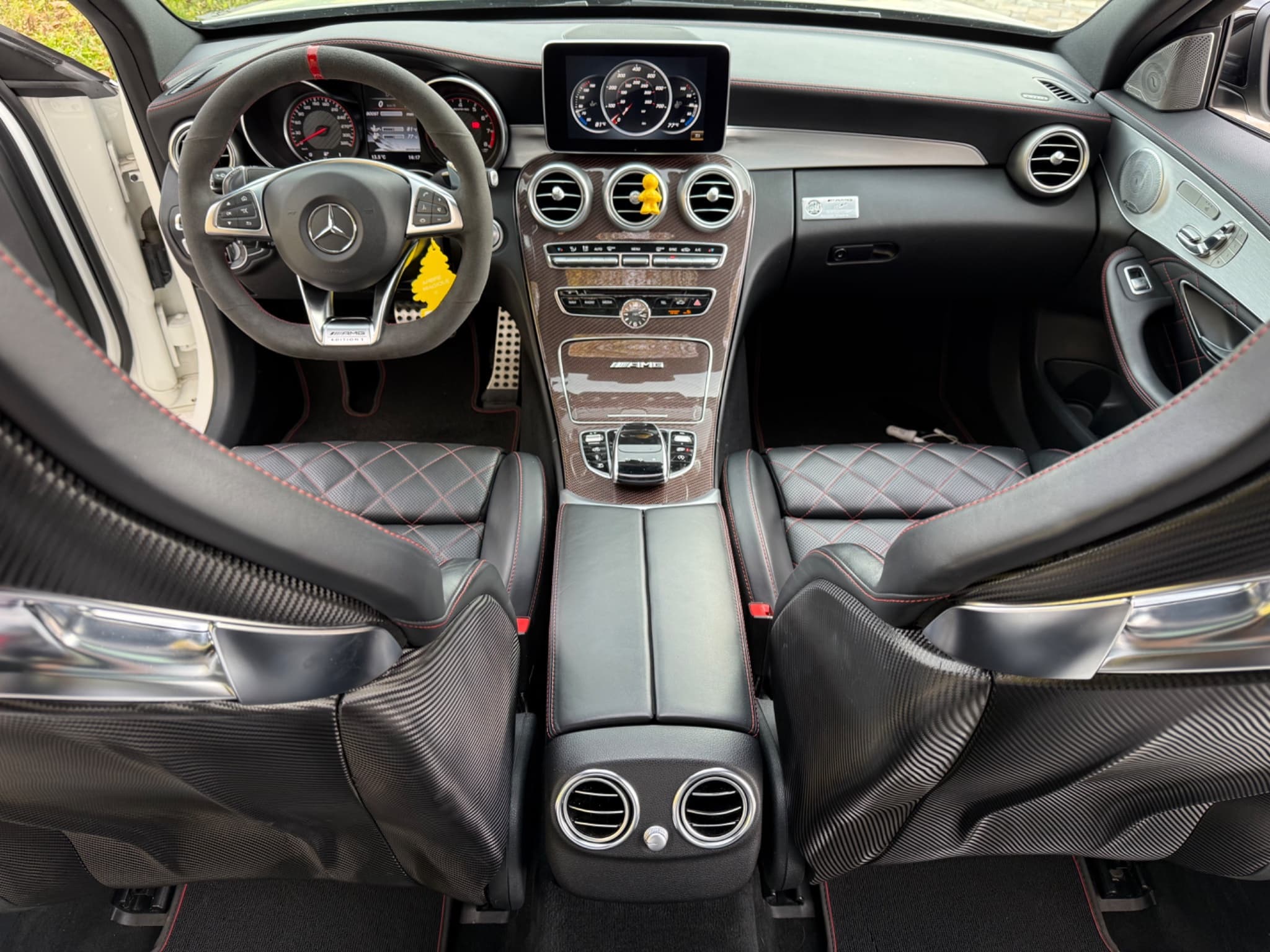 Mercedes C 63 AMG S (2016) - Photo 5