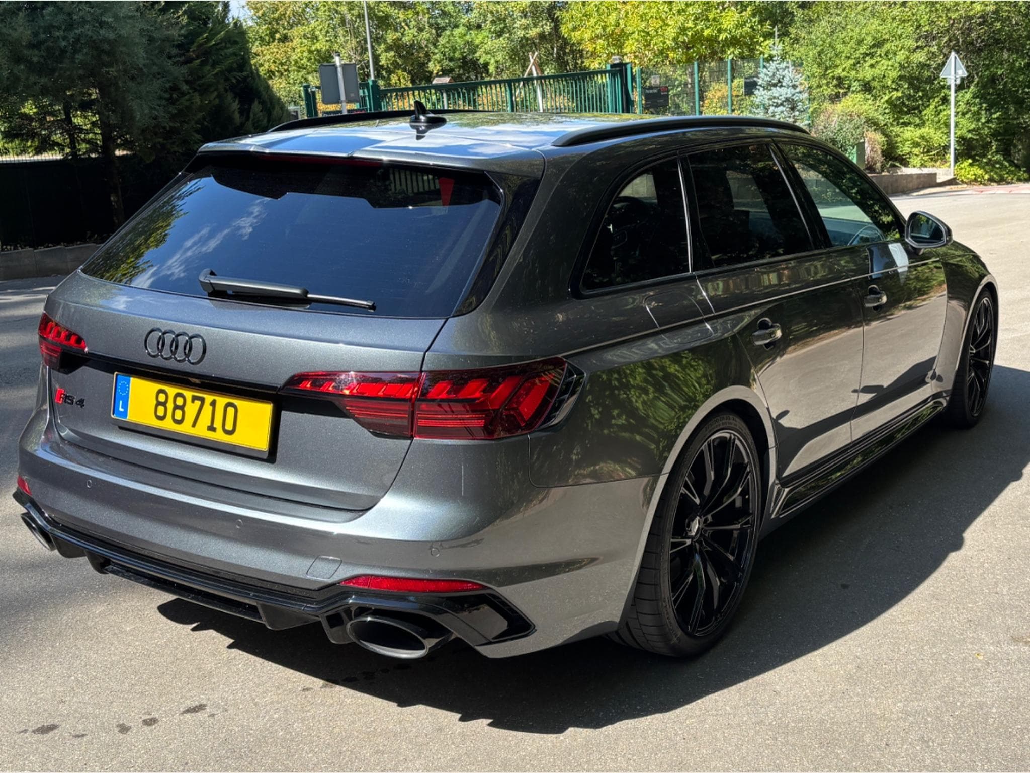 Audi RS4 RS (2024) - Photo 4