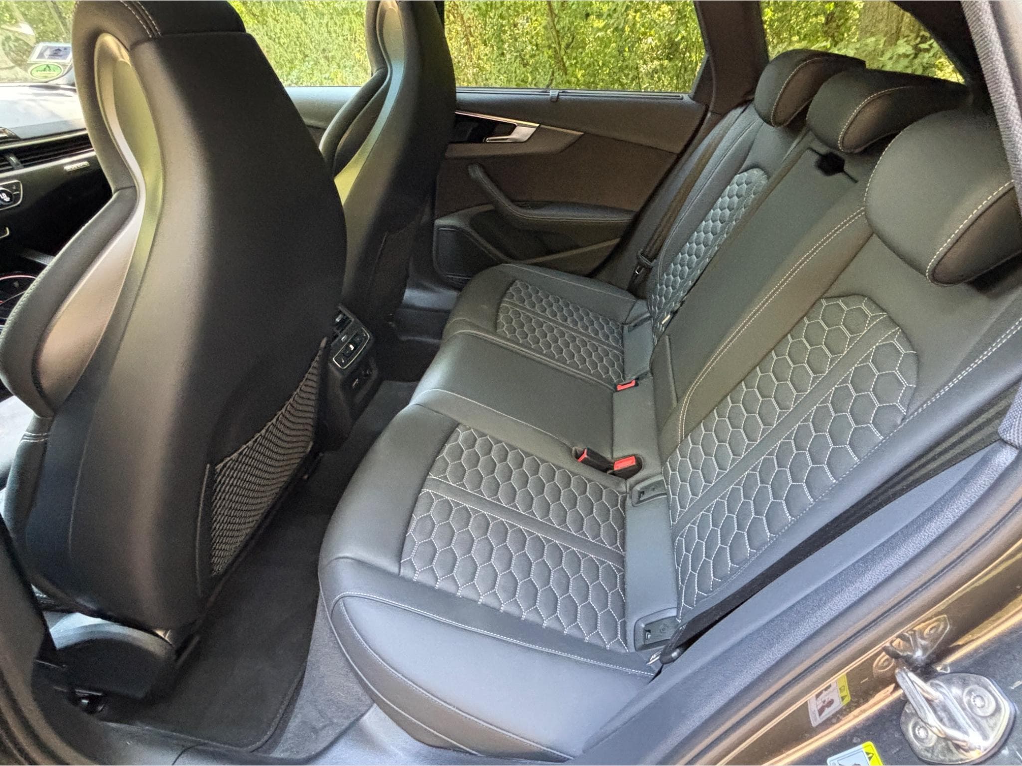 Audi RS4 RS (2024) - Photo 11