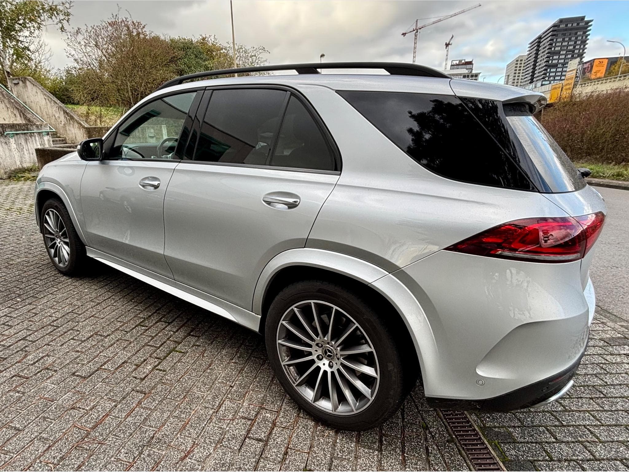 Mercedes GLE 300 Amg line (2021) - Photo 3