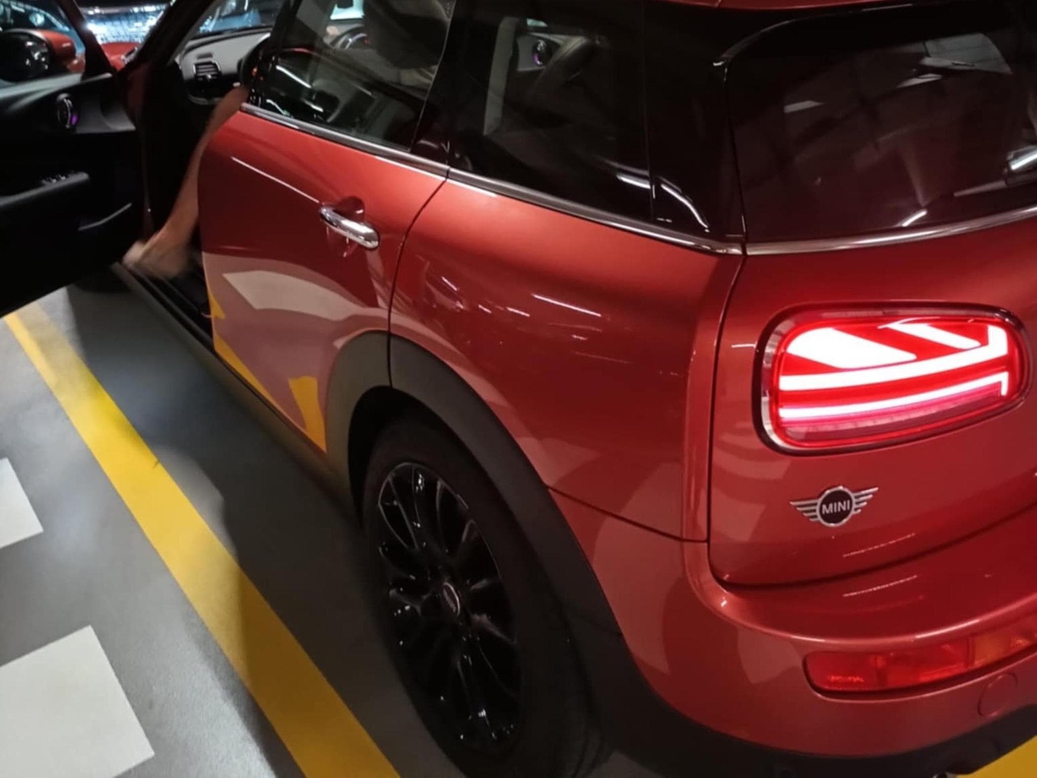 Mini Clubman Mini one (2019) - Photo 2