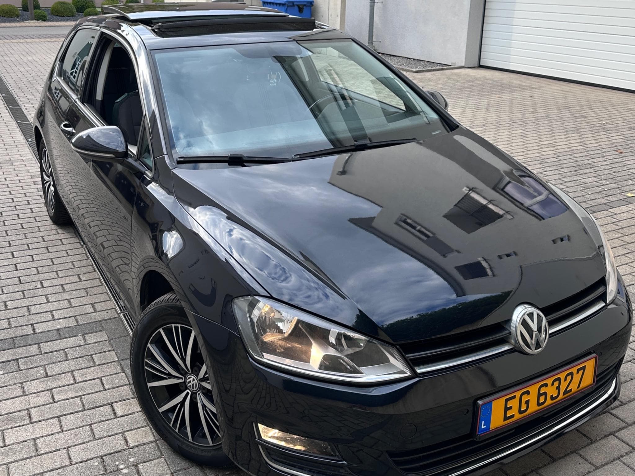VW Golf Allstar (2016) - Photo 1