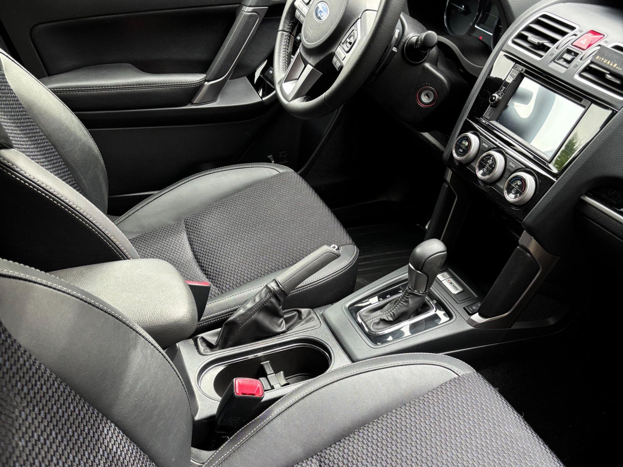 Subaru Forester 2017 Subaru Forester XT 2.0L Turbo (2017) - Foto 5