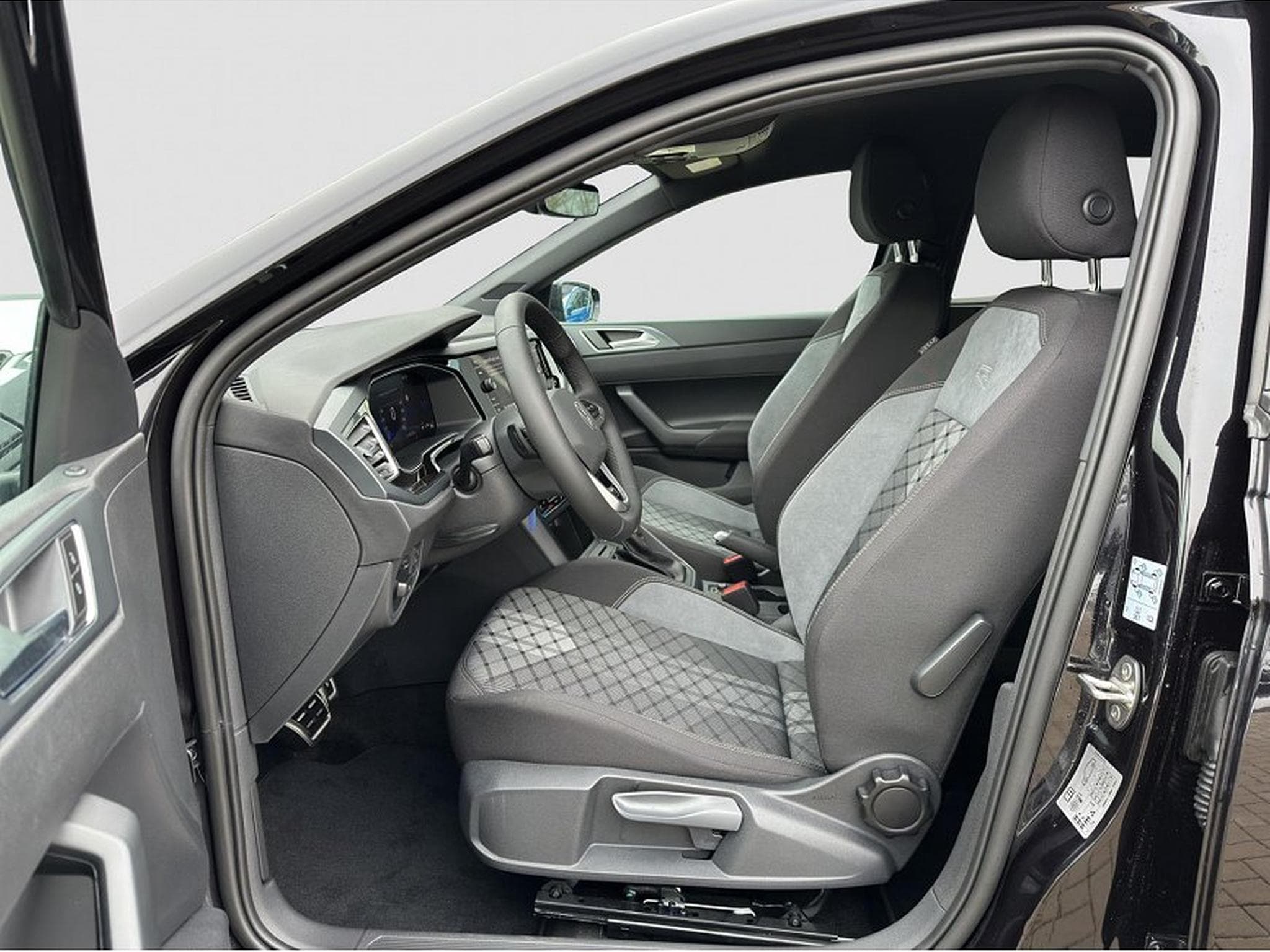 VW Polo (2025) - Foto 10