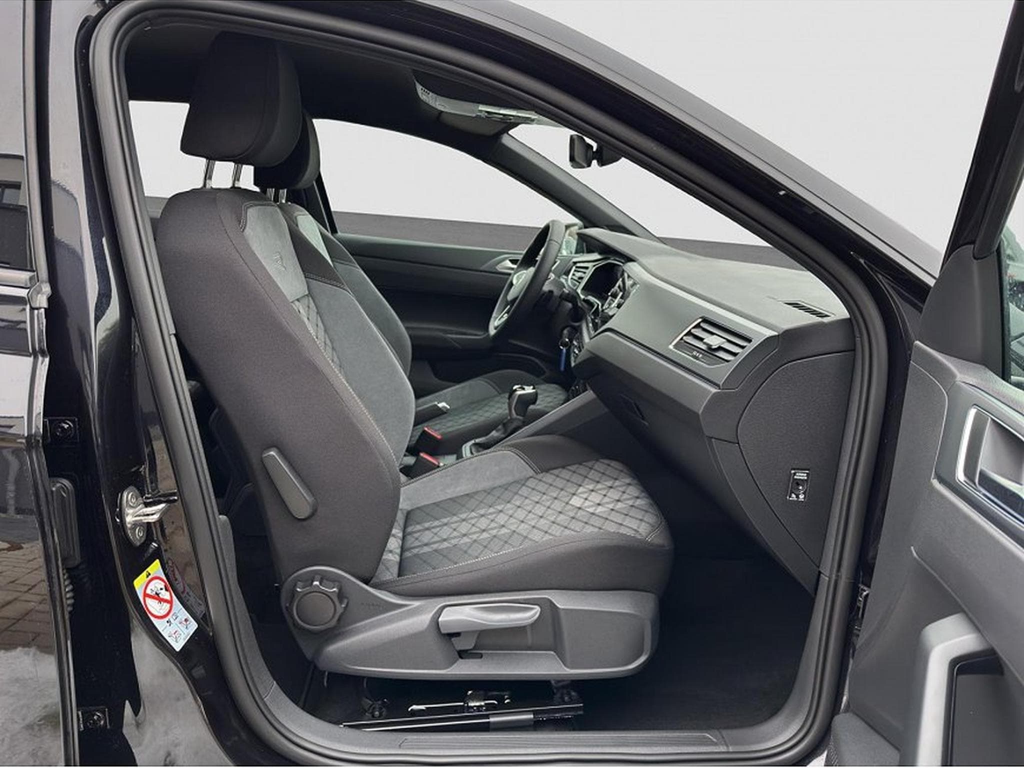 VW Polo (2025) - Foto 12