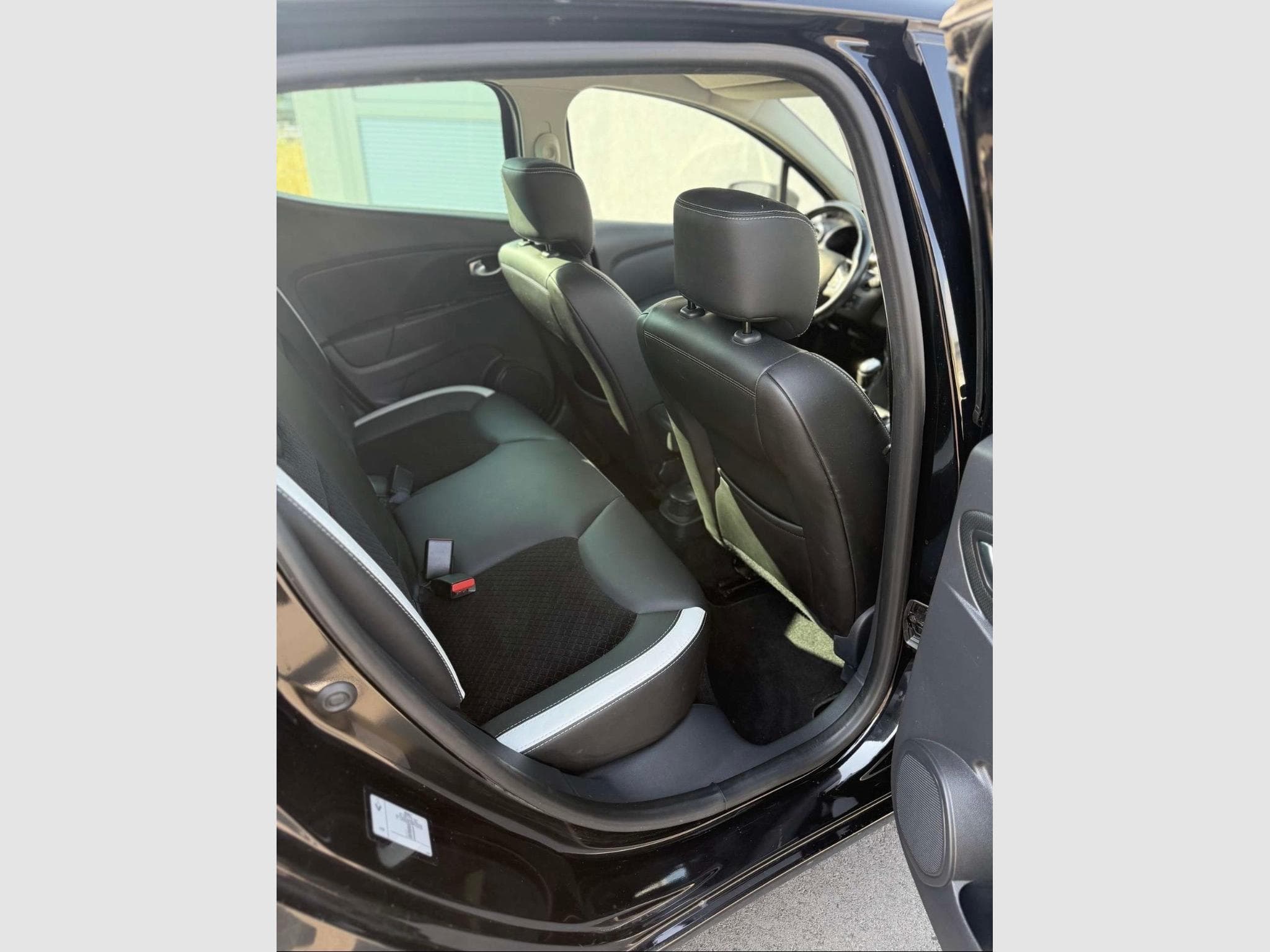 Renault Clio 1.2 TCE BOSE Edition LED (2017) - Foto 7