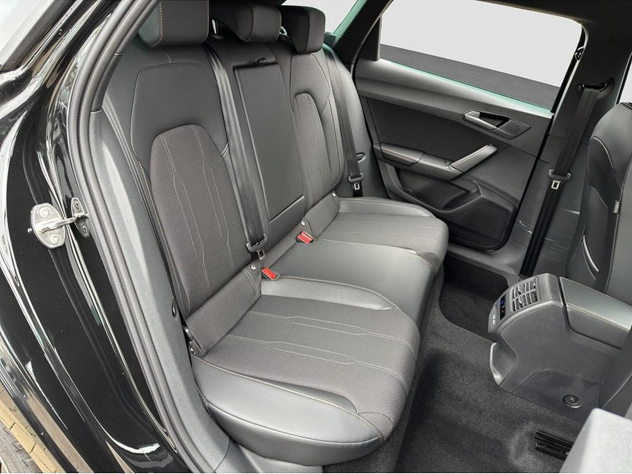 Cupra Leon (2025) - Foto 18